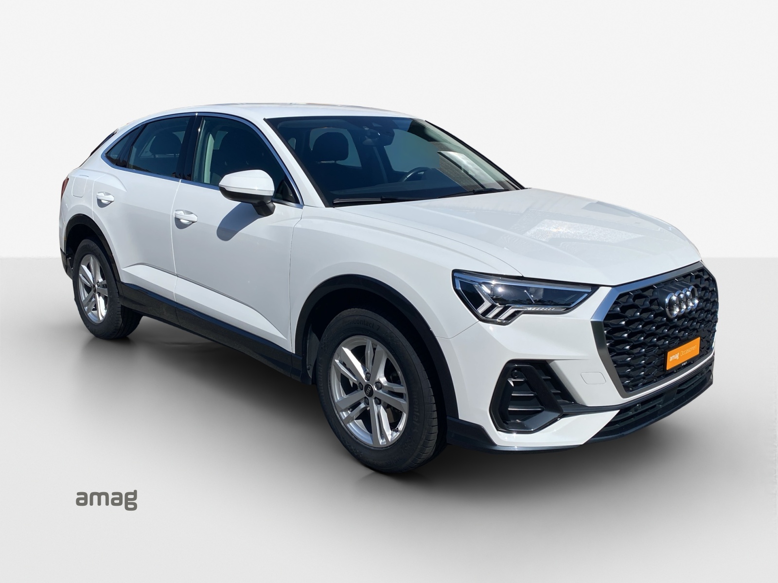 AUDI Q3 Sportback 35 TFSI Attraction S-tronic-image-5