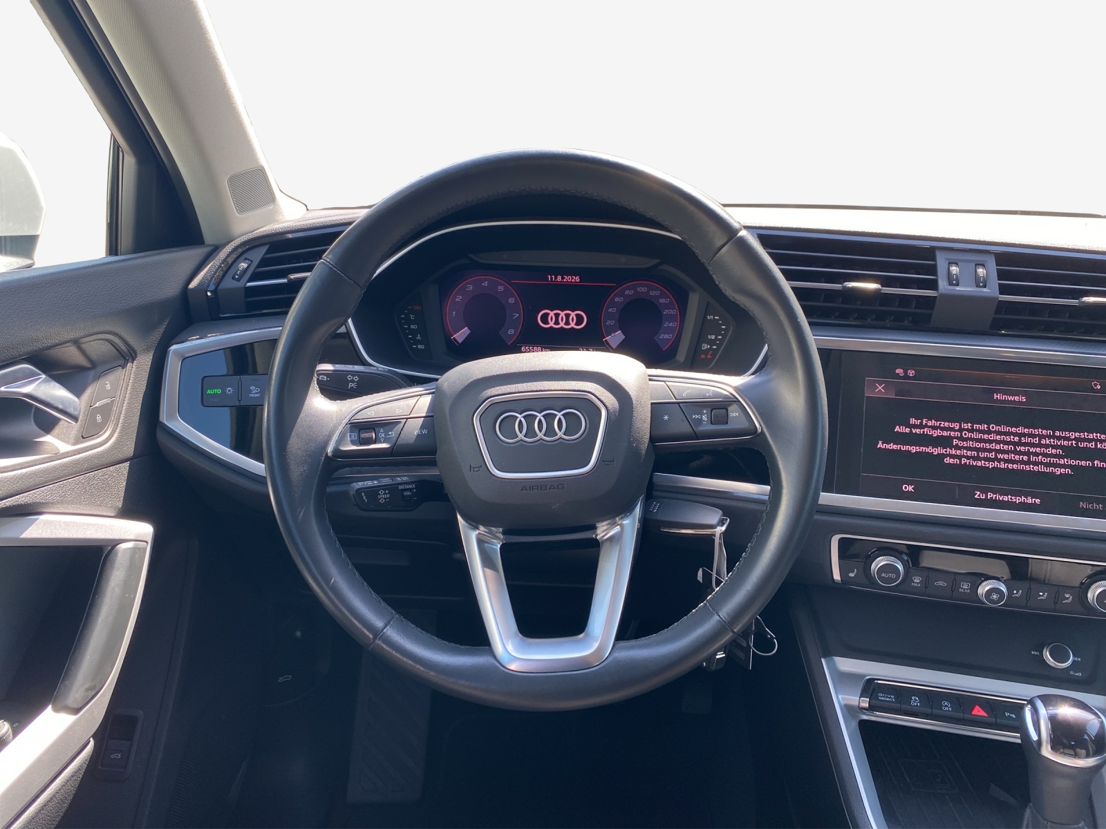 AUDI Q3 Sportback 35 TFSI Attraction S-tronic-image-9