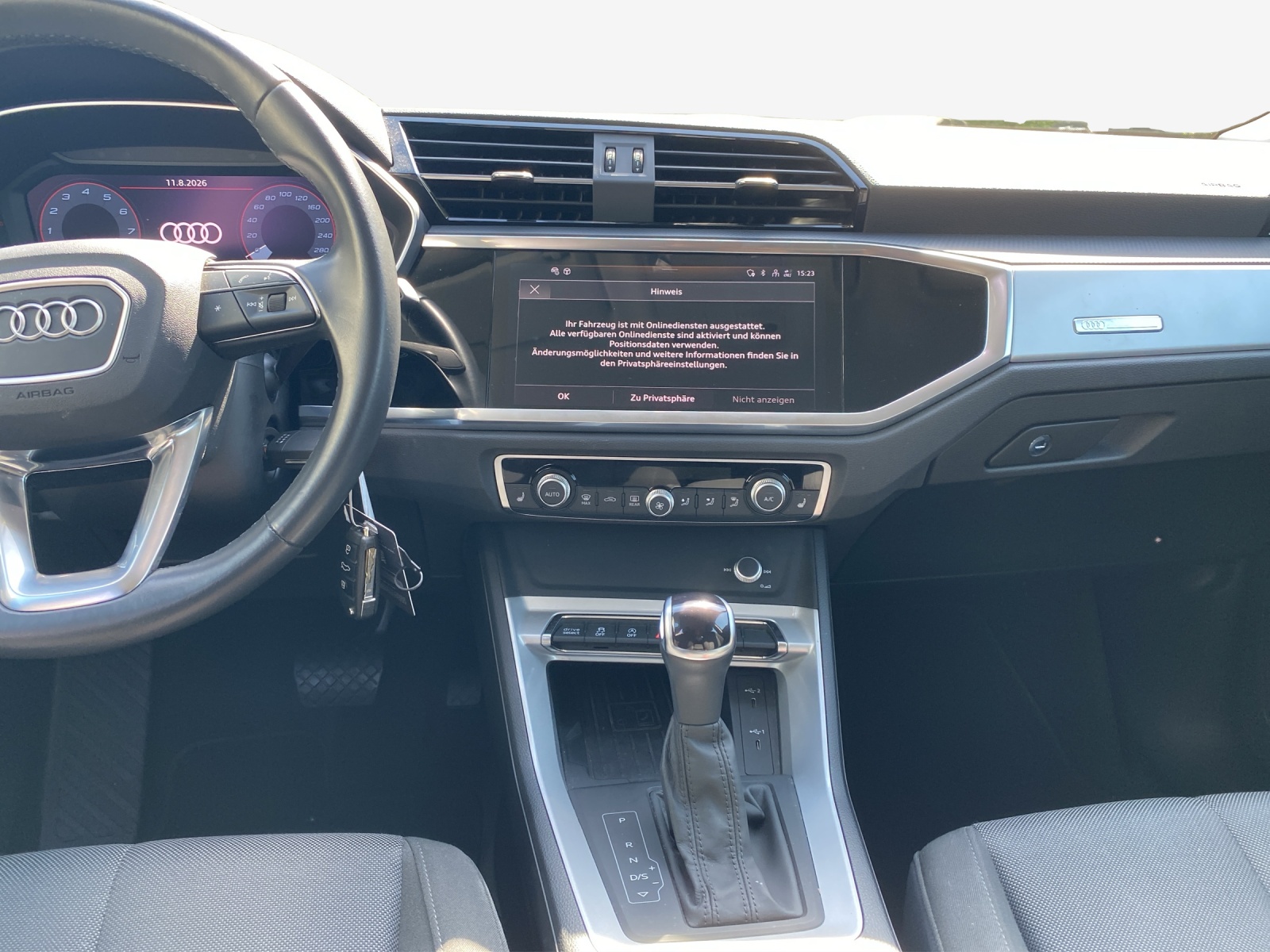 AUDI Q3 Sportback 35 TFSI Attraction S-tronic-image-10
