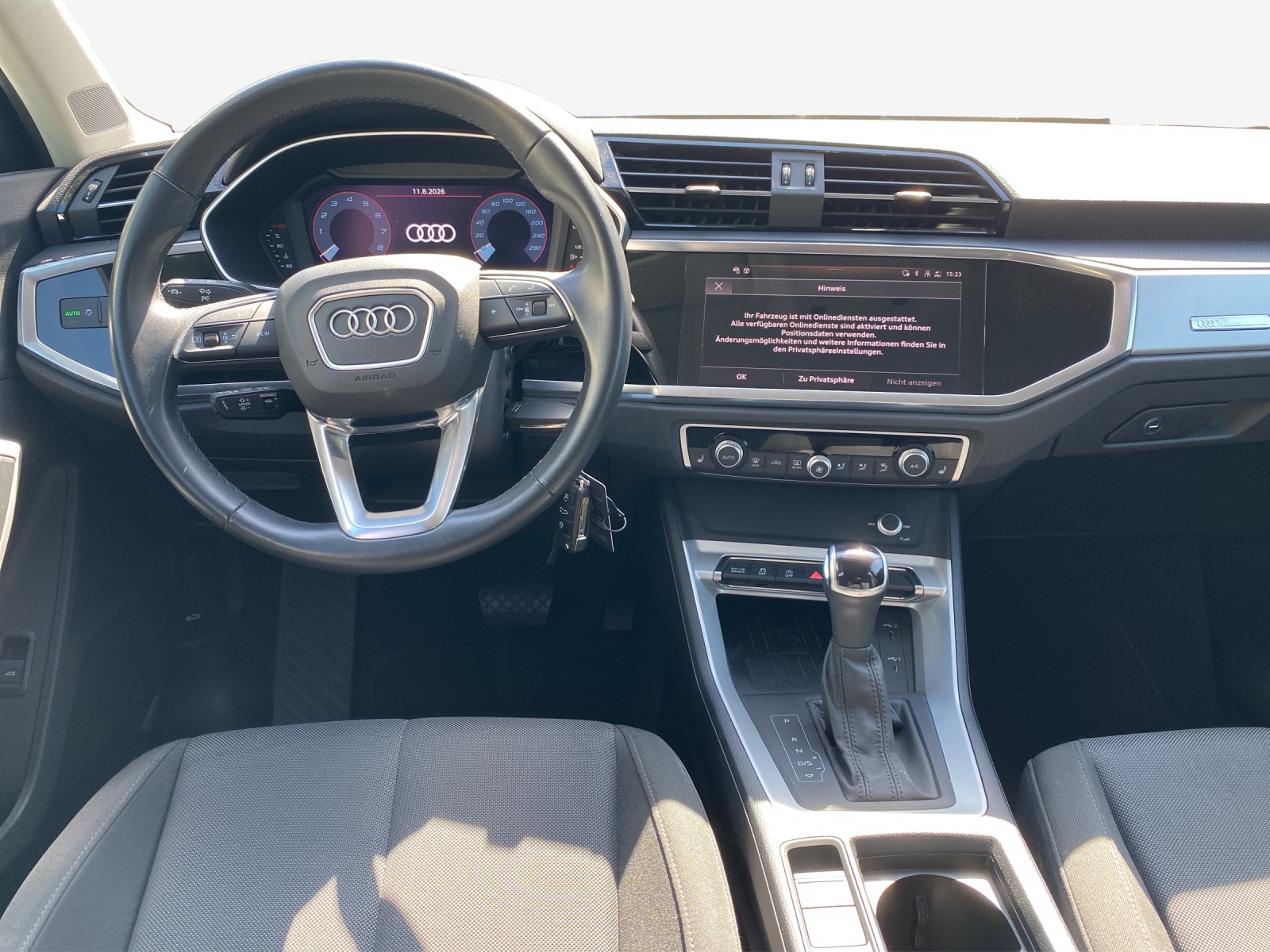 AUDI Q3 Sportback 35 TFSI Attraction S-tronic-image-8