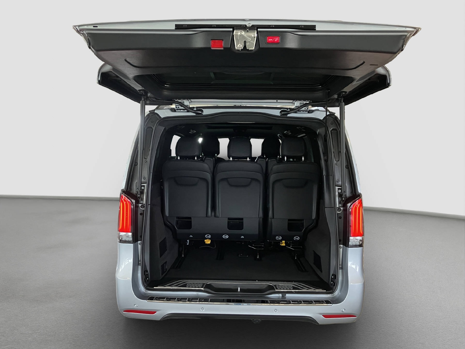 MERCEDES-BENZ V 300 d Exclusive Swiss Edit.-image-14