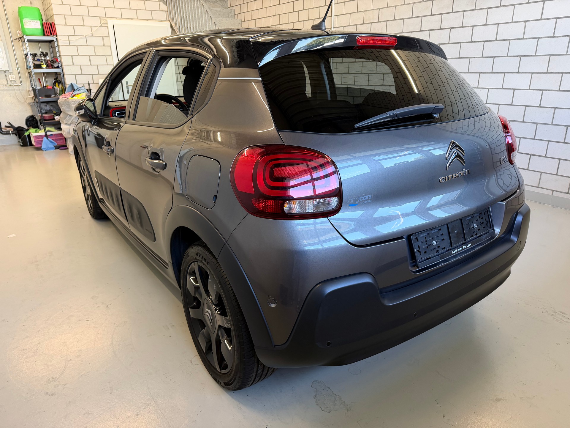 CITROEN C3 1.2i PureTech Elle EAT6-image-2