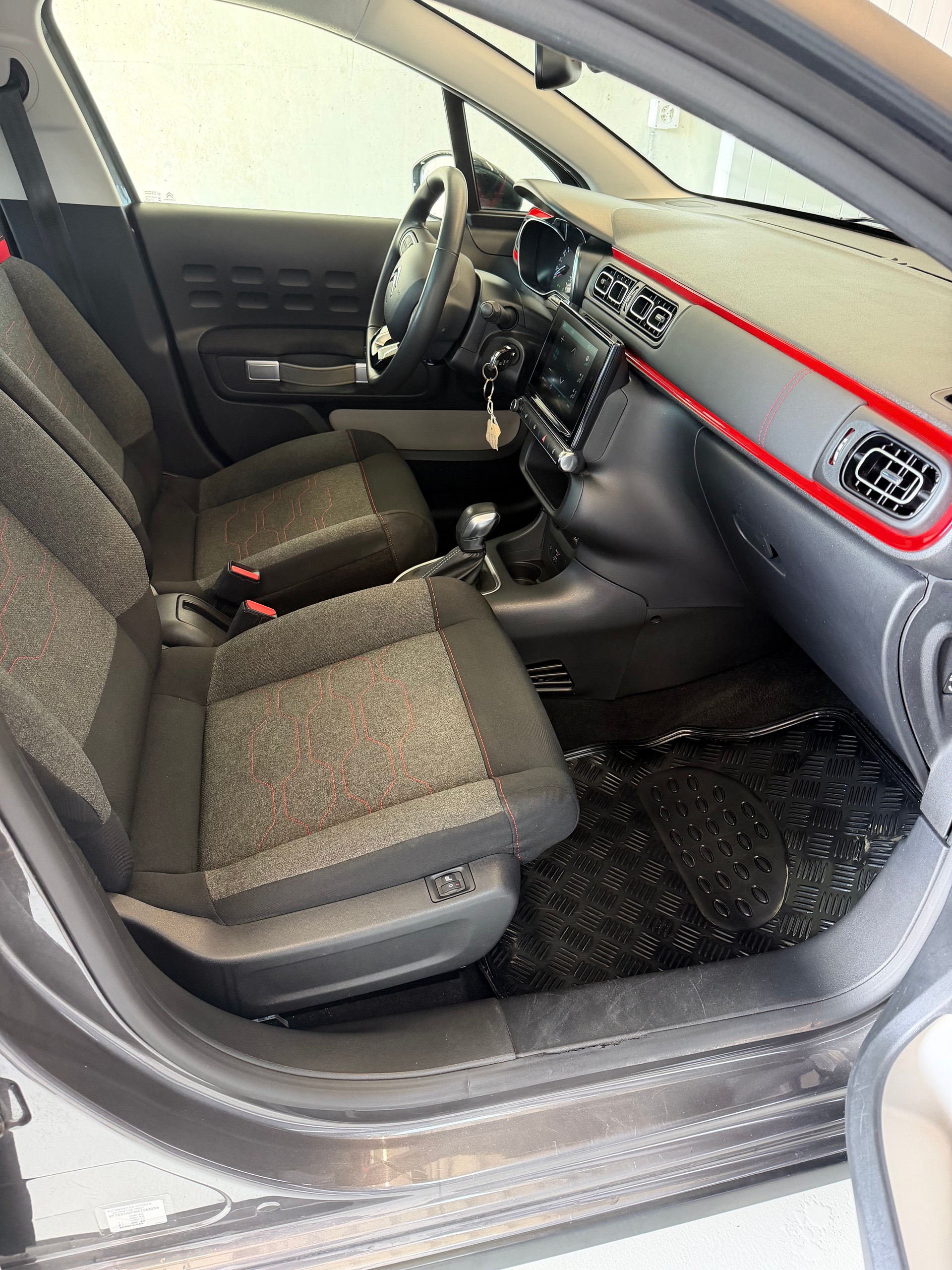 CITROEN C3 1.2i PureTech Elle EAT6-image-5