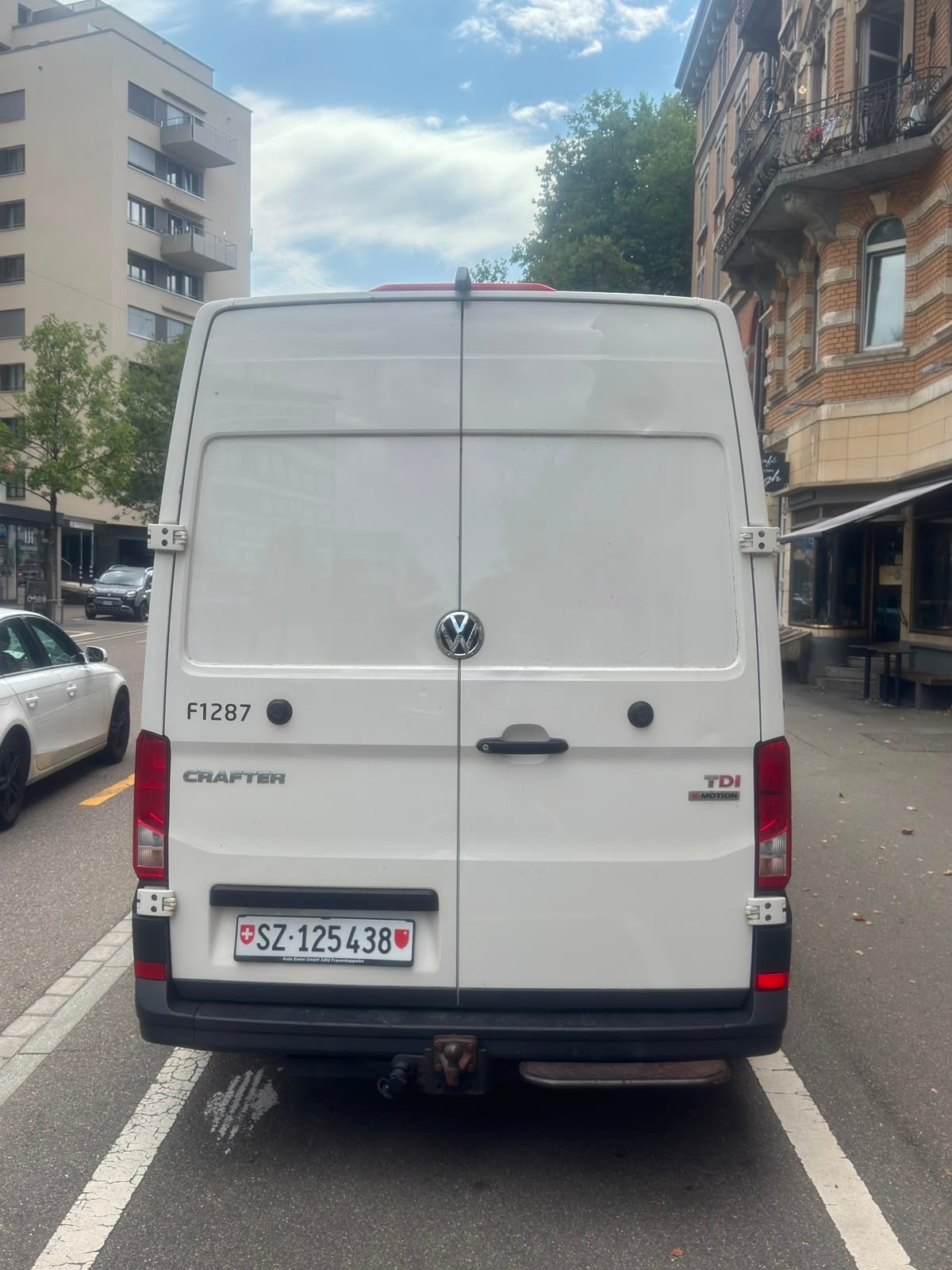 VW CRAFTER 4x4 L4 H3-image-2