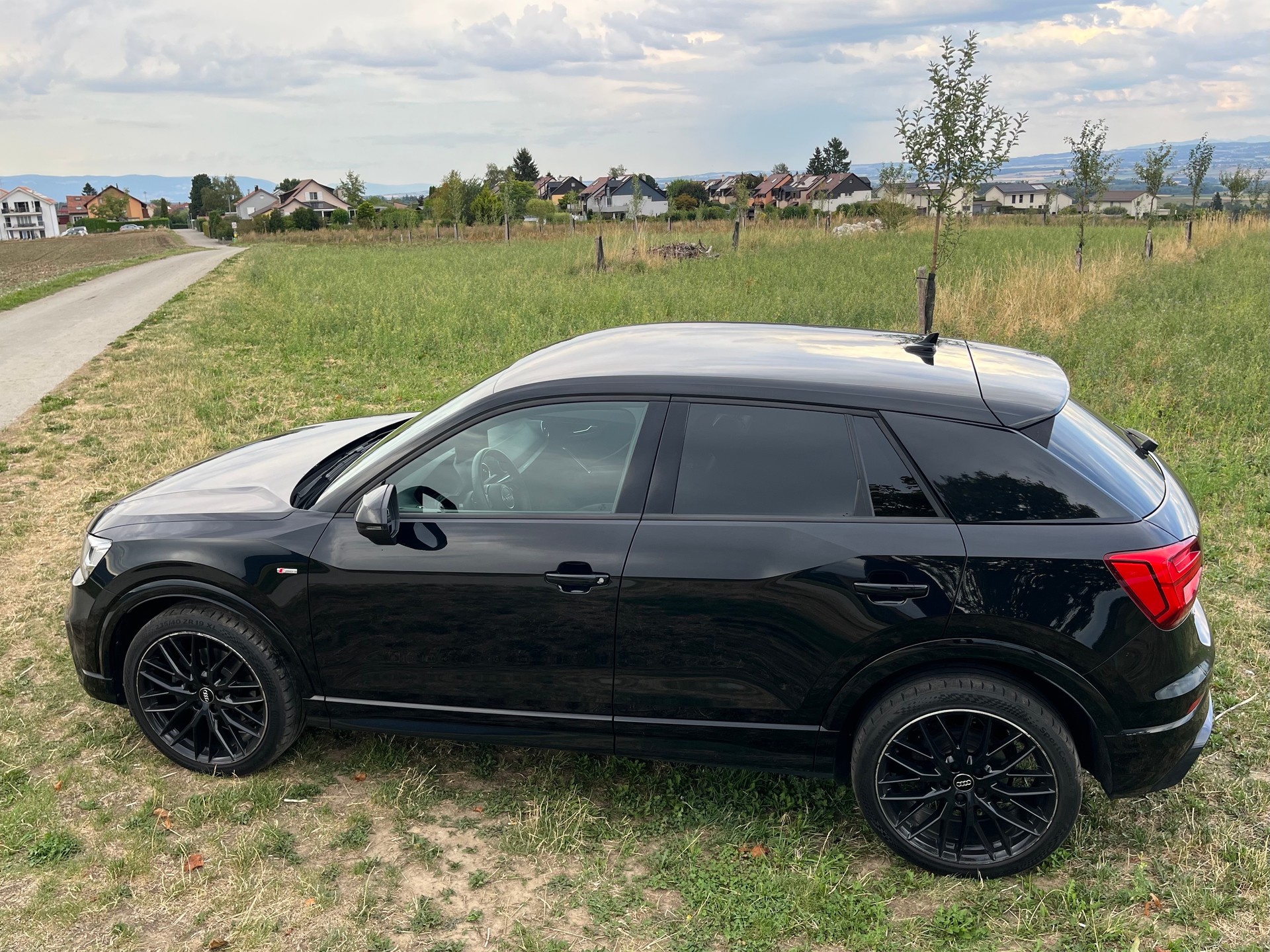 AUDI 2.0L 40 TFSI Sport S-line quattro S-Tronic-image-7