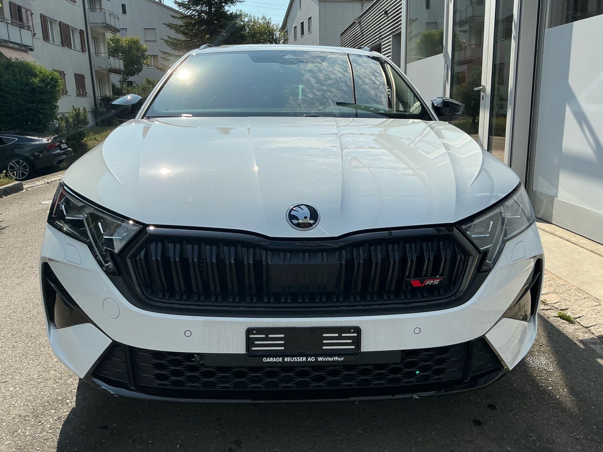 SKODA Octavia Combi 2.0 TSI 265 PS RS *** PANORAMA, ANHÄNGEKUPPLUNG & STANDHEIZUNG ***-showroom-element-1