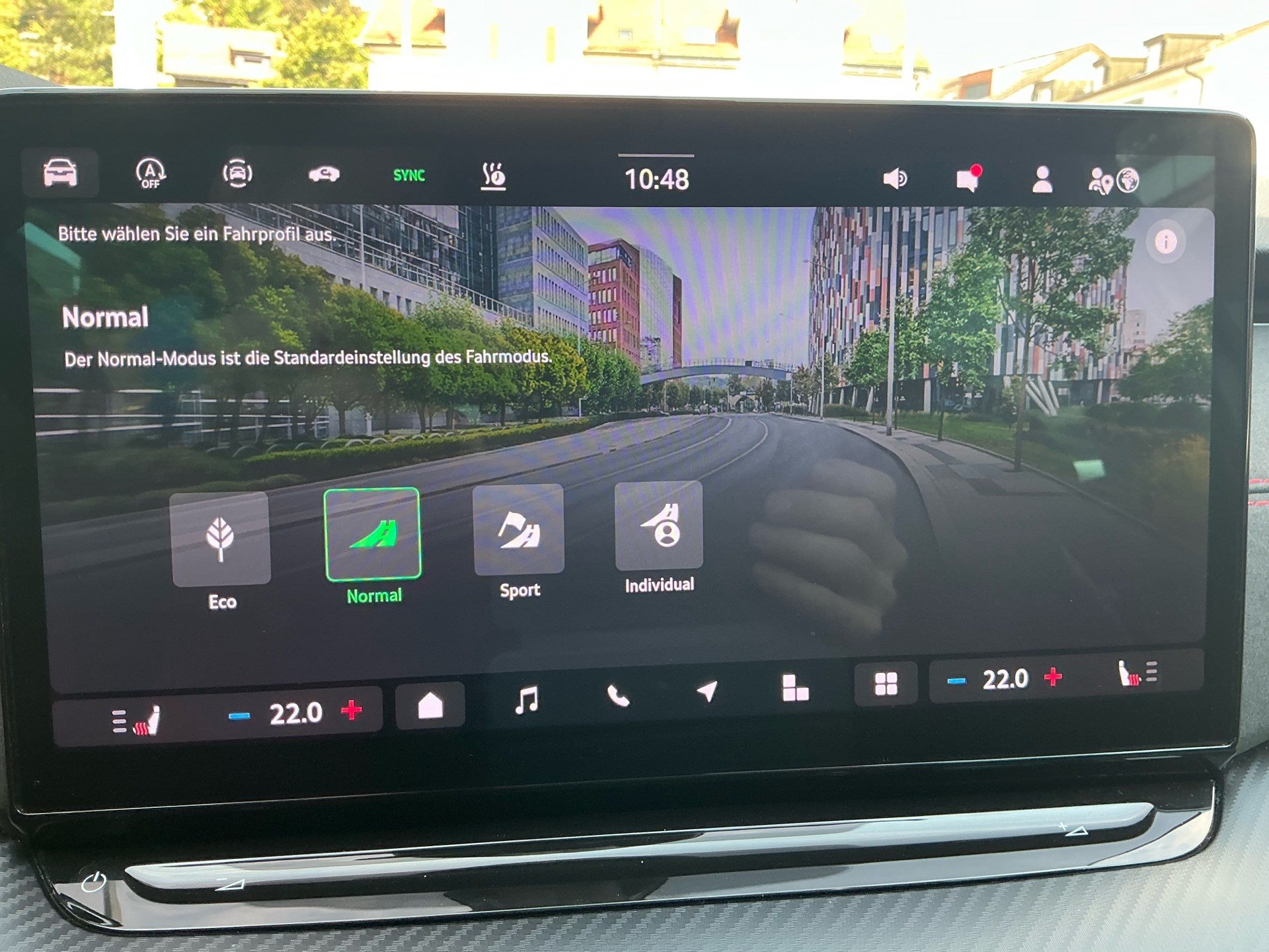 SKODA Octavia Combi 2.0 TSI 265 PS RS *** PANORAMA, ANHÄNGEKUPPLUNG & STANDHEIZUNG ***-image-15