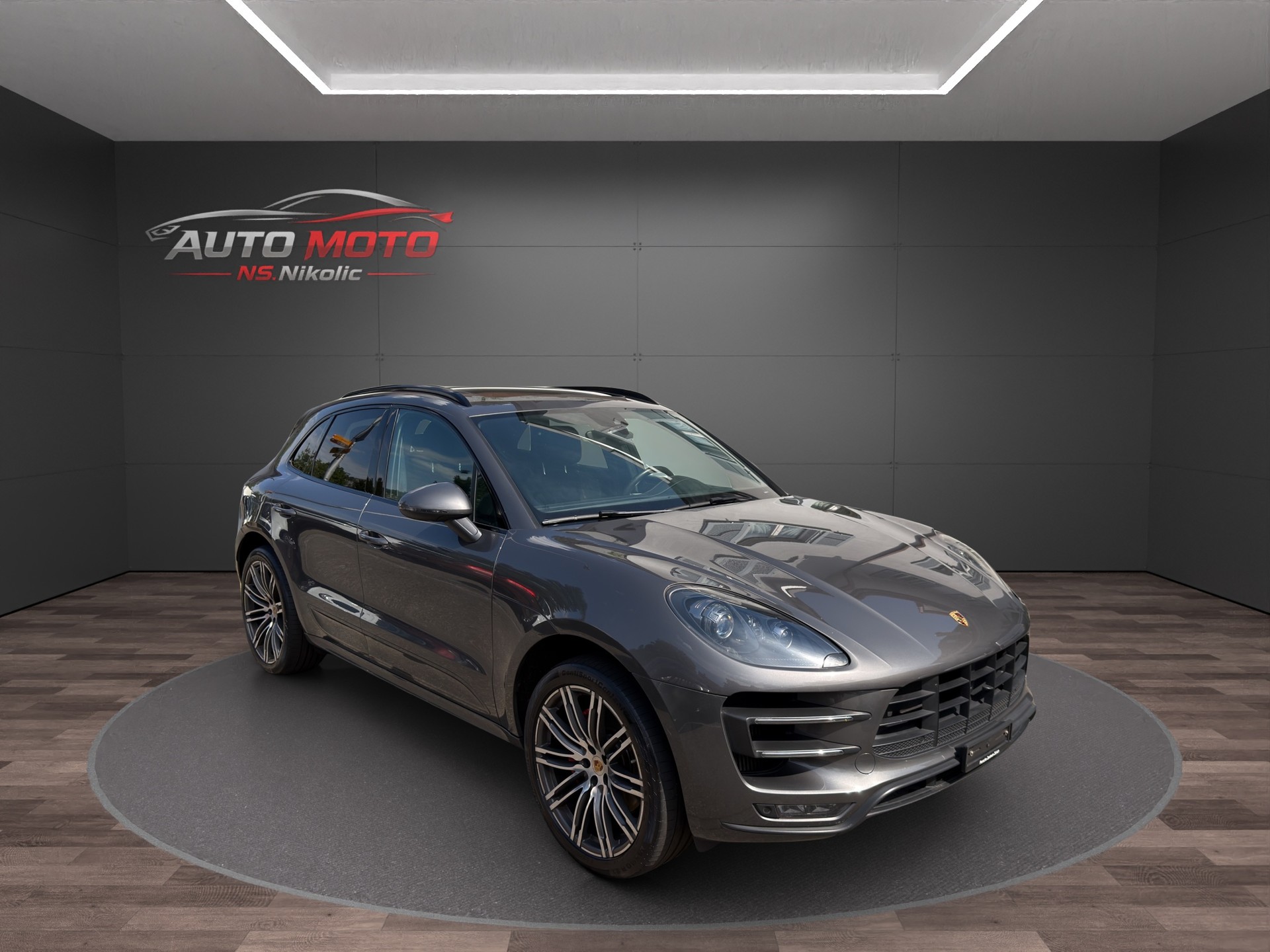 PORSCHE Macan Turbo PDK-image-0