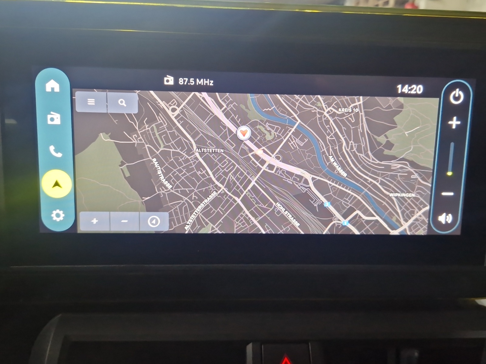 FIAT Grande Panda 1.2 Hybrid La Prima-image-9