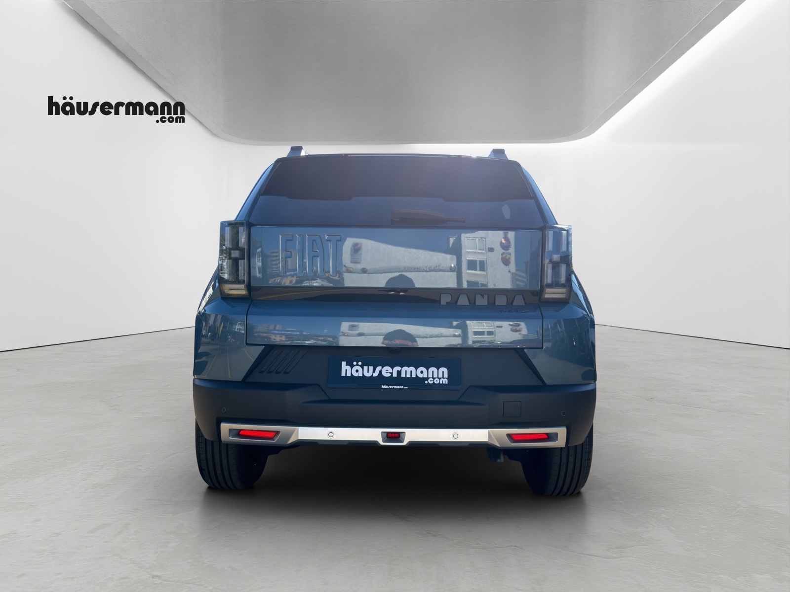 FIAT Grande Panda 1.2 Hybrid La Prima-showroom-element-3
