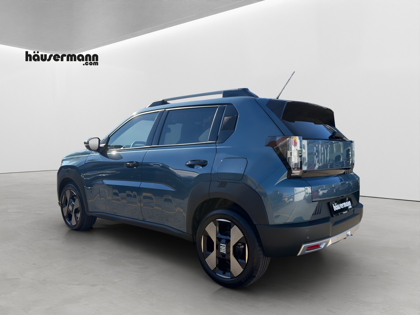 FIAT Grande Panda 1.2 Hybrid La Prima-showroom-element-2