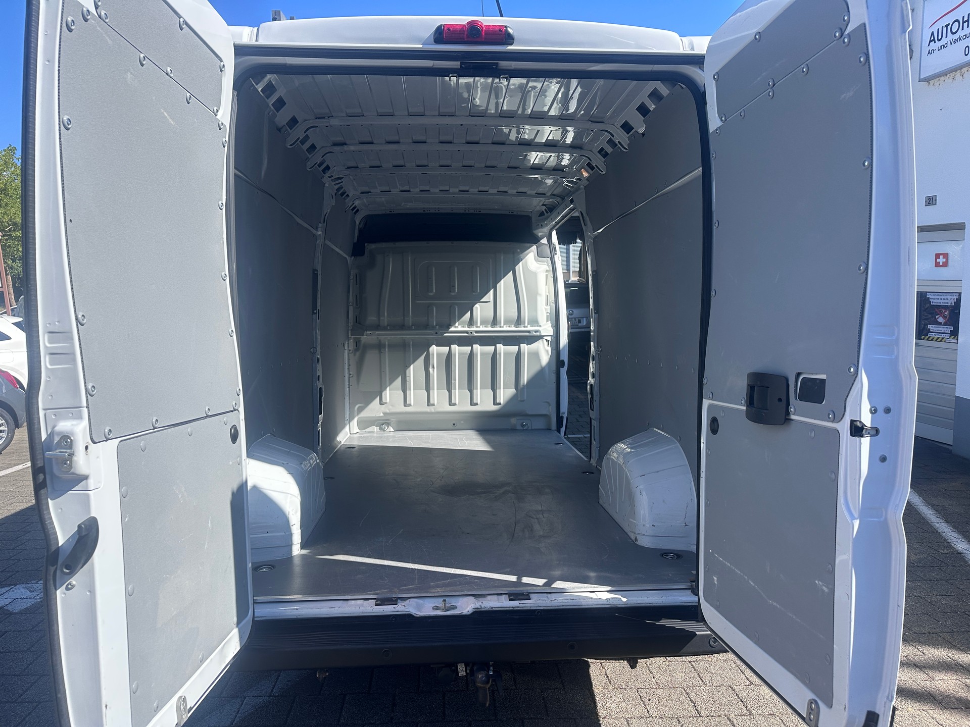 CITROEN Jumper 35 2.2 BlueHDi 140 L3H2-image-8