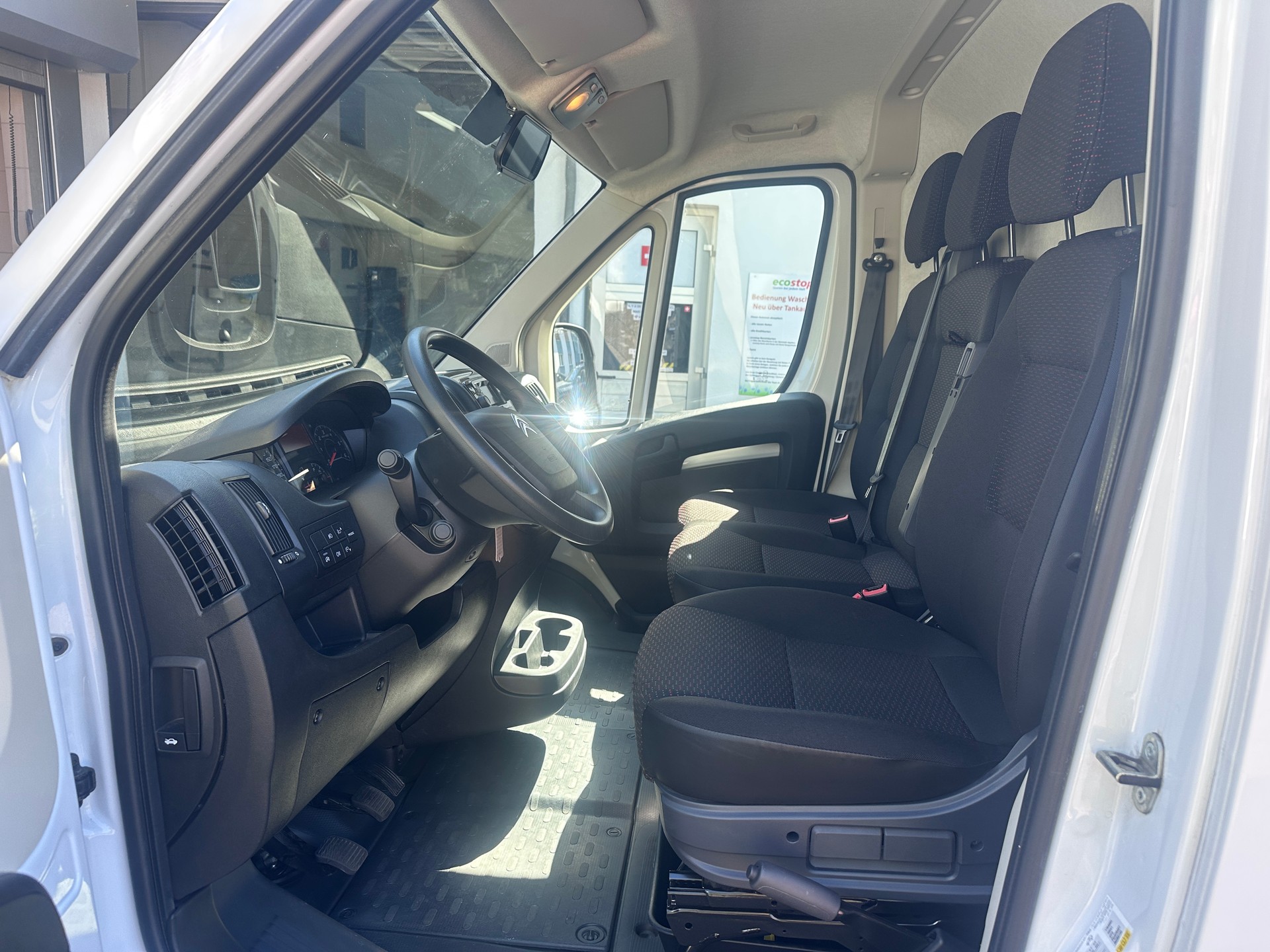 CITROEN Jumper 35 2.2 BlueHDi 140 L3H2-image-13