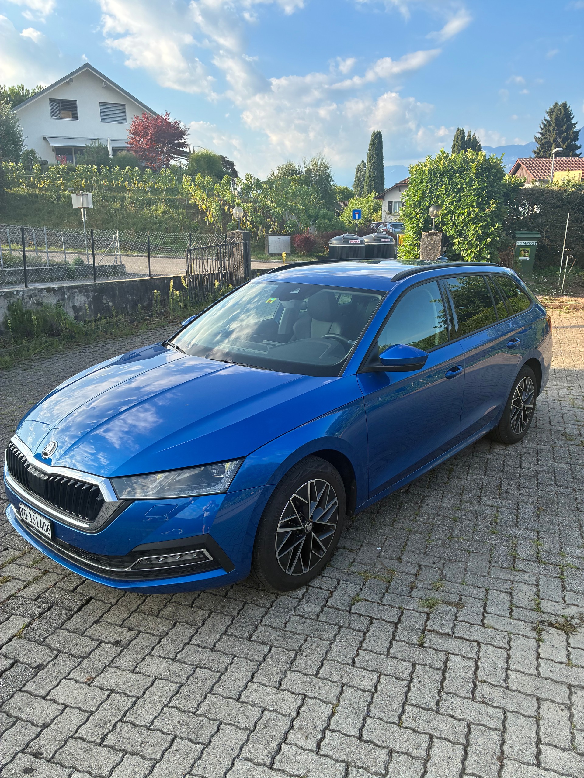 SKODA Ambition G-TEC 1.5 TSI 130 DSG-image-1