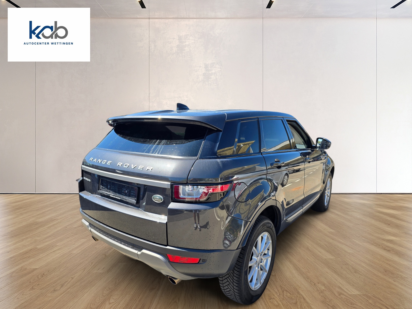 LAND ROVER Range Rover Evoque 2.0 TD4 SE Advantage AT9-image-9