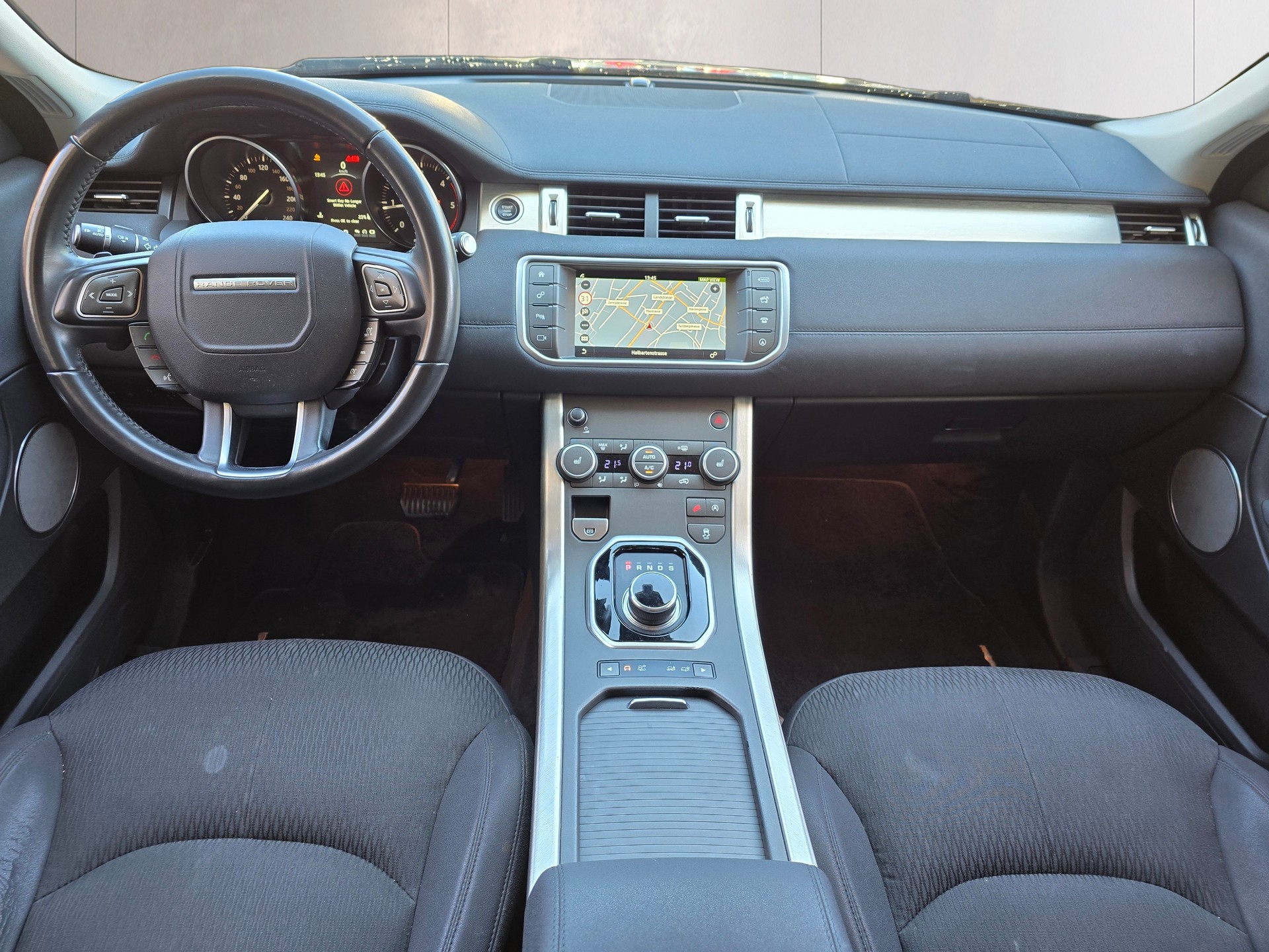 LAND ROVER Range Rover Evoque 2.0 TD4 SE Advantage AT9-showroom-element-2