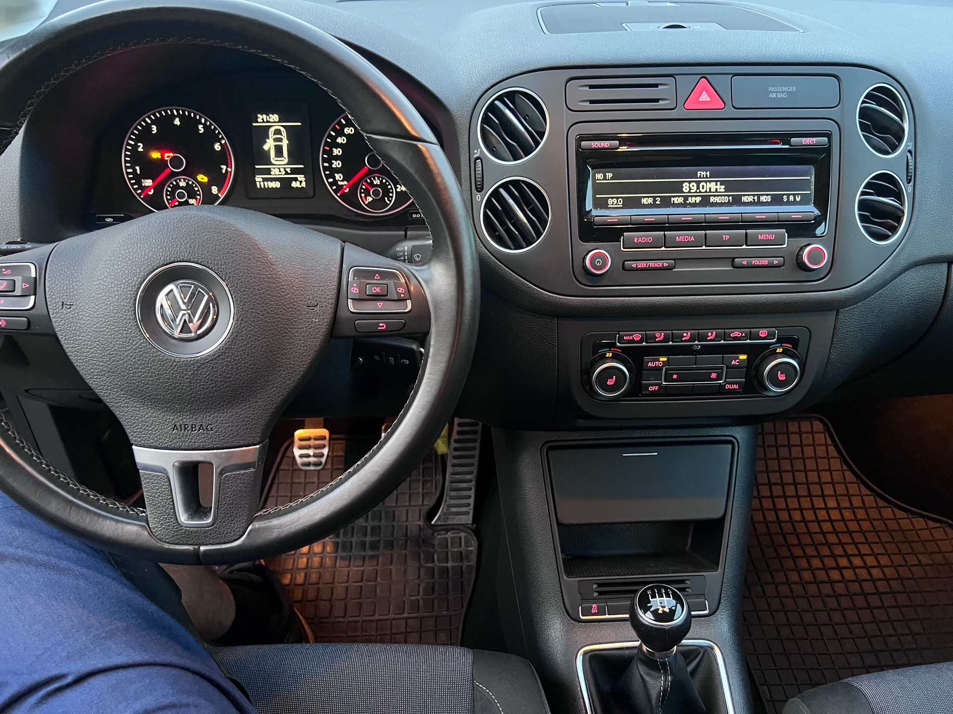 VW Golf Plus 1.2 TSI Trendline-image-6