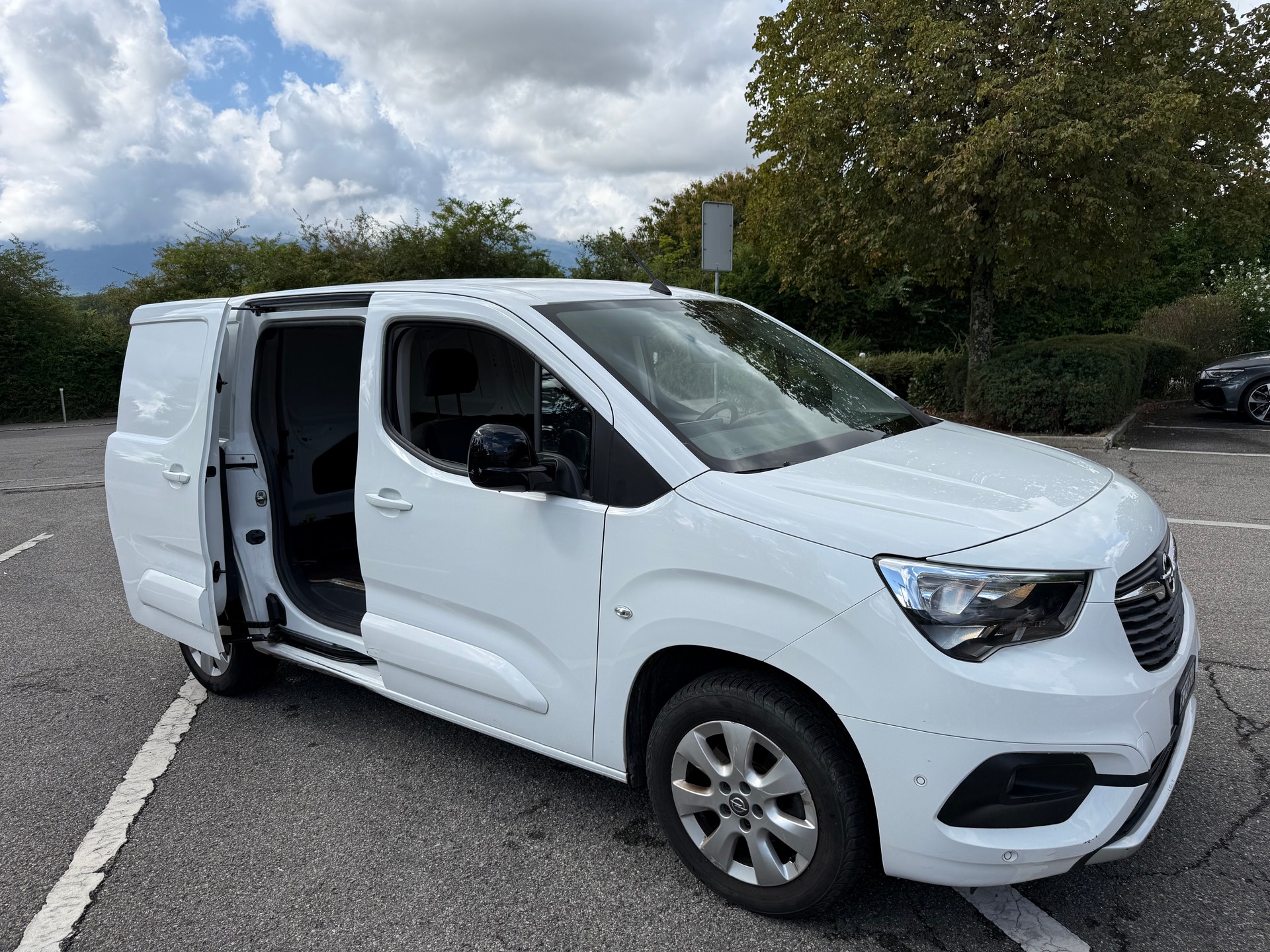 OPEL Combo 1.2 Cargo Enjoy start/stop-image-10