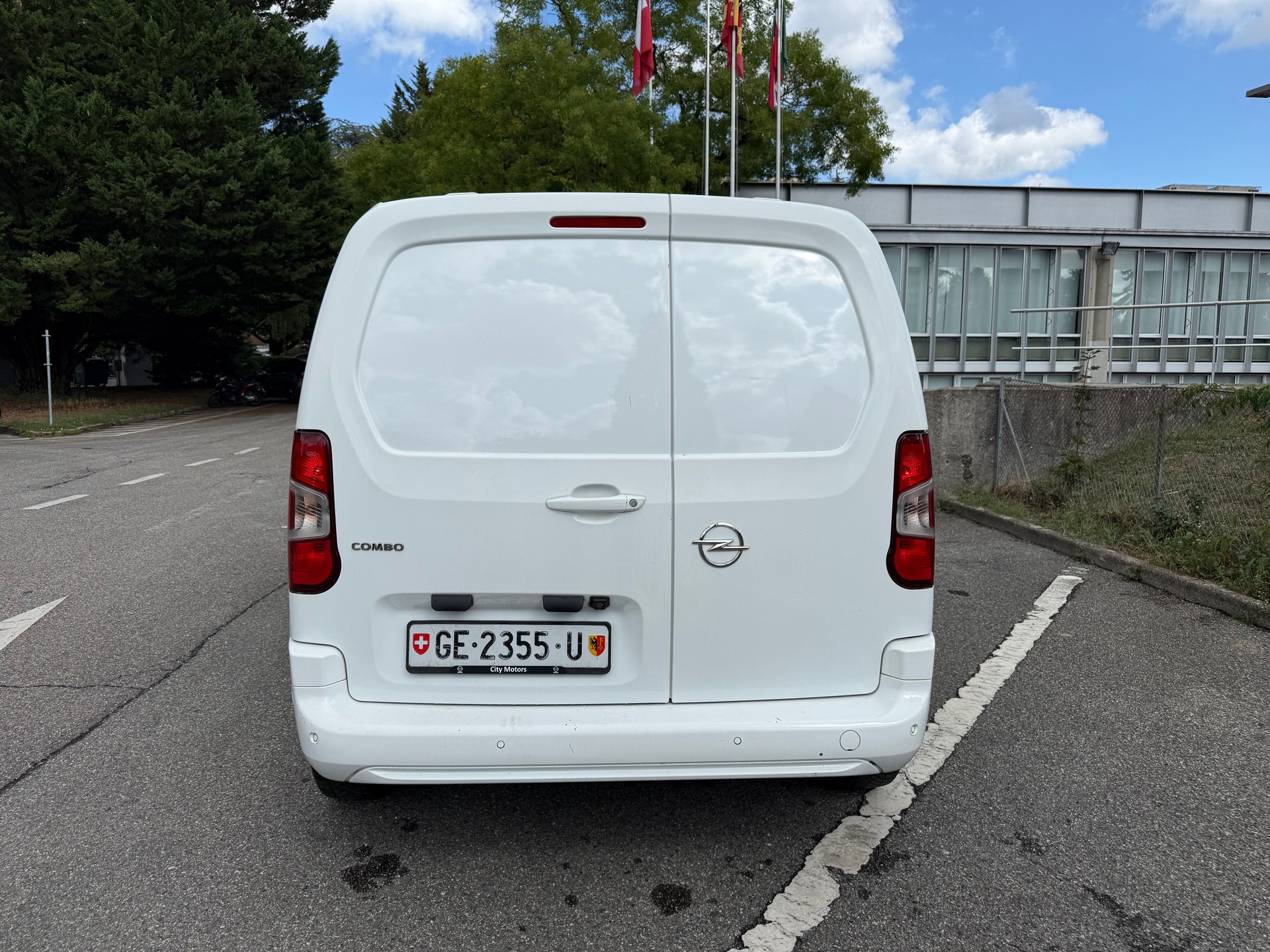 OPEL Combo 1.2 Cargo Enjoy start/stop-image-3