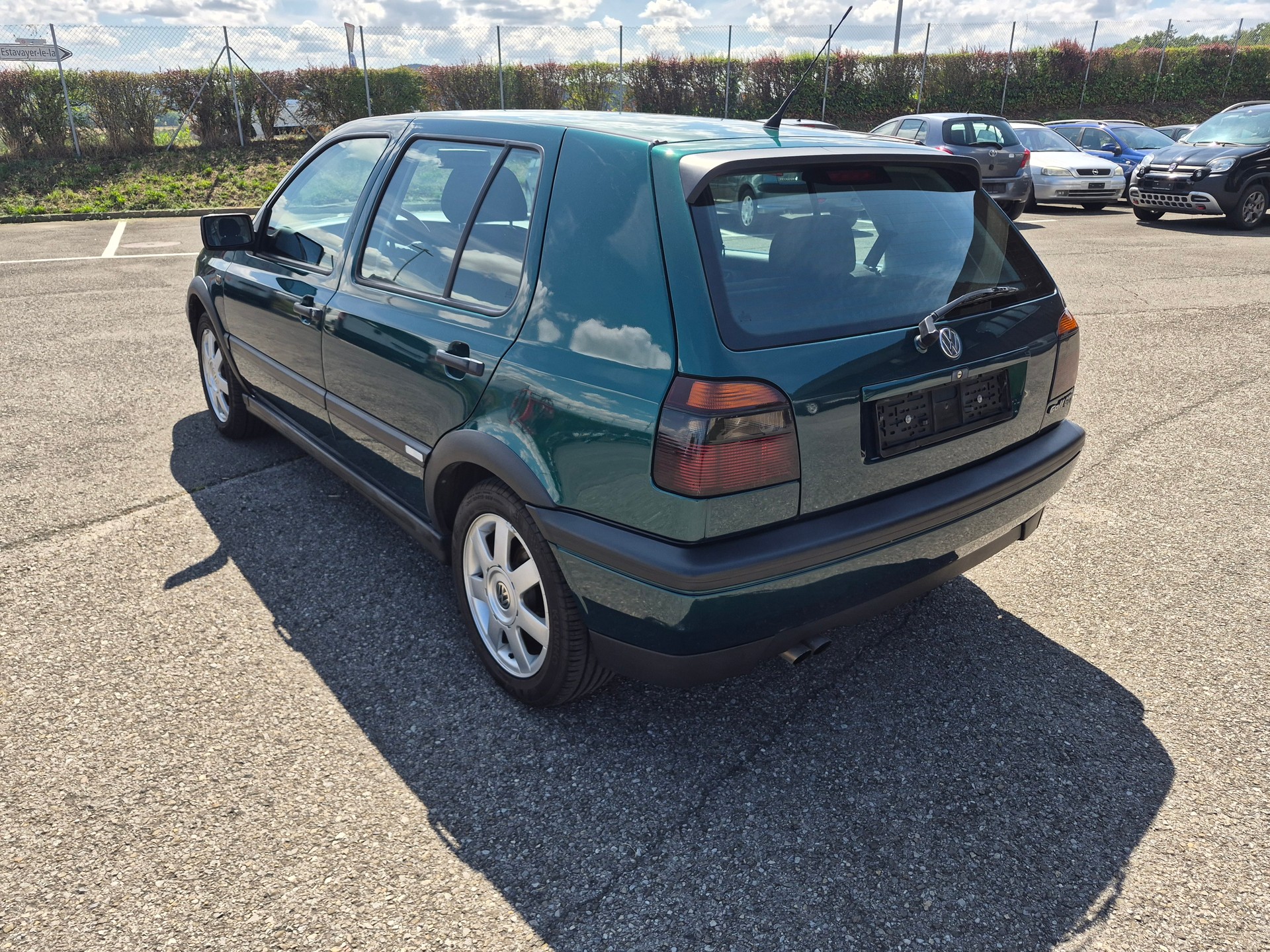 VW Golf 2000 GTI Edition-image-4