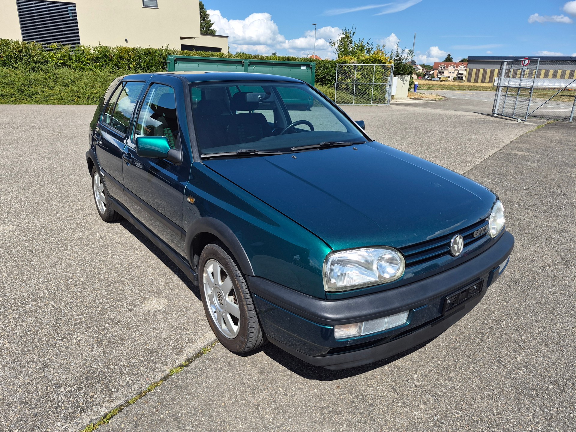 VW Golf 2000 GTI Edition-image-3