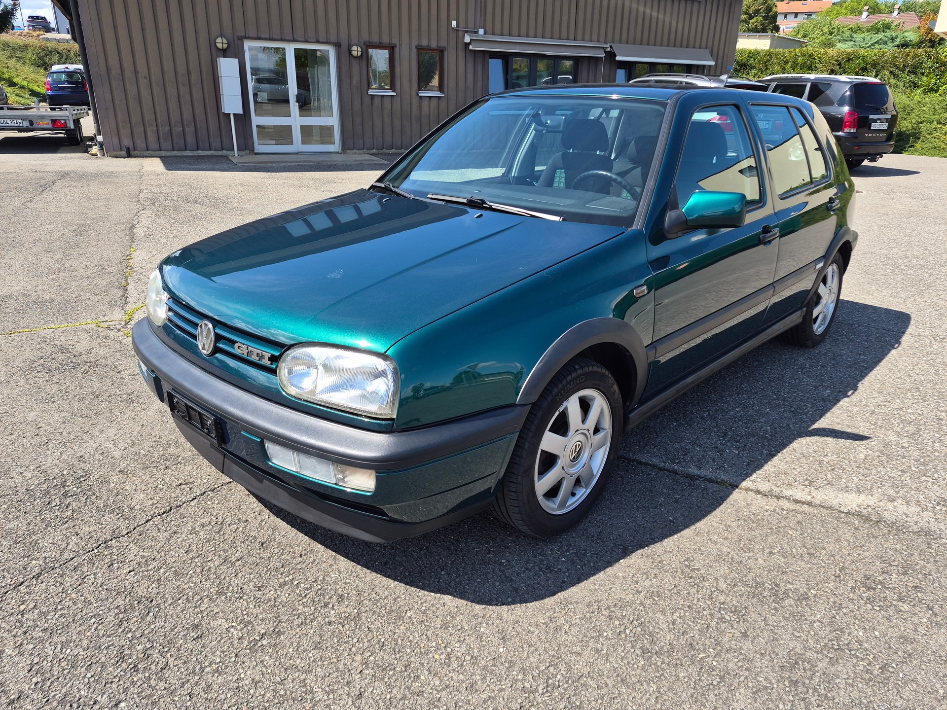 VW Golf 2000 GTI Edition-image-0