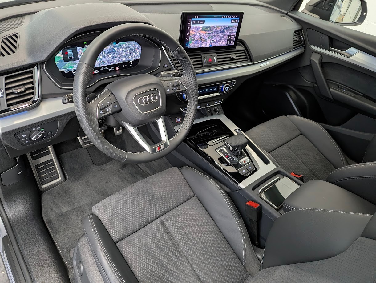 AUDI SQ5 Sportback 3.0 V6 TDI quattro T-Tronic*5J GAR ALL-BLACK AHK 2'400KG STANDHEIZUNG MASSAGE CAM UVM*-image-4