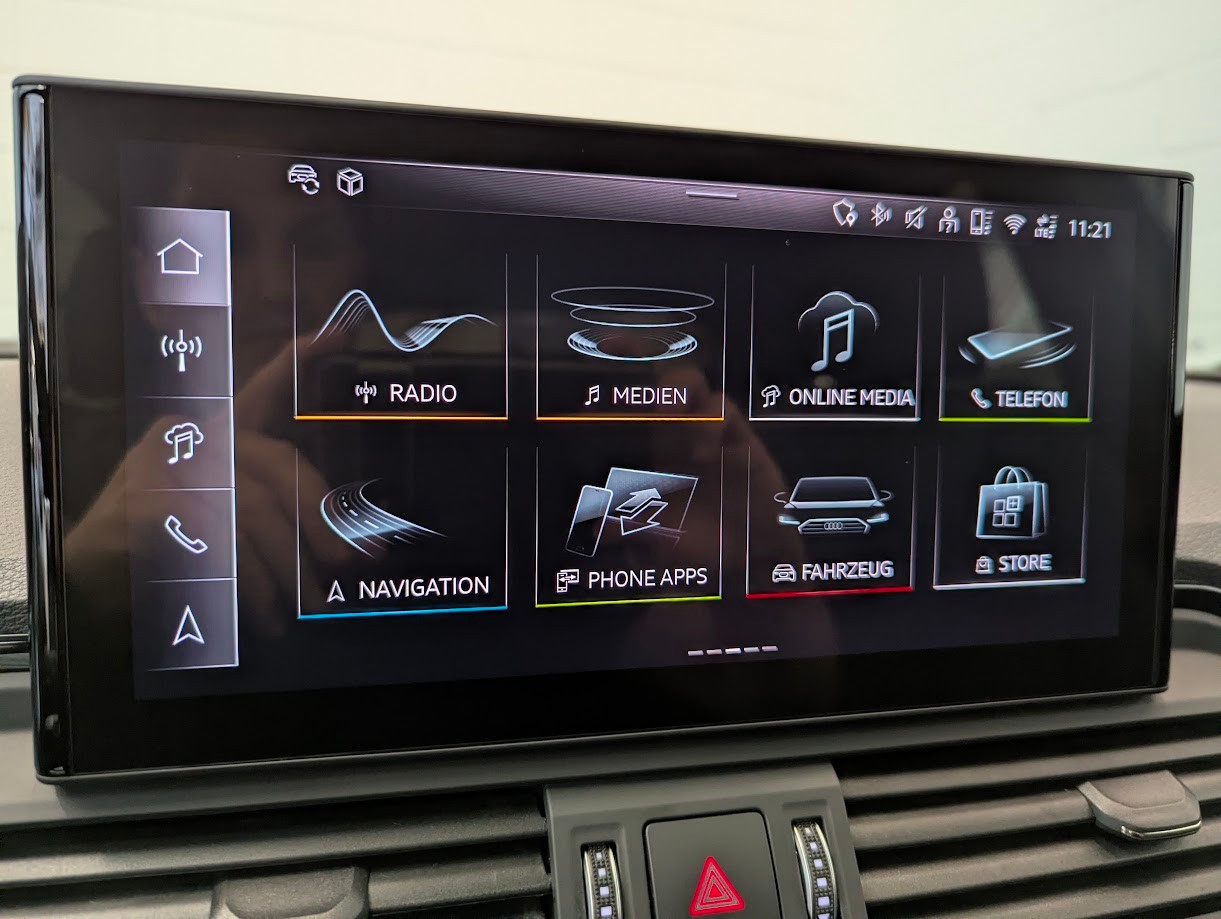 AUDI SQ5 Sportback 3.0 V6 TDI quattro T-Tronic*5J GAR ALL-BLACK AHK 2'400KG STANDHEIZUNG MASSAGE CAM UVM*-image-10