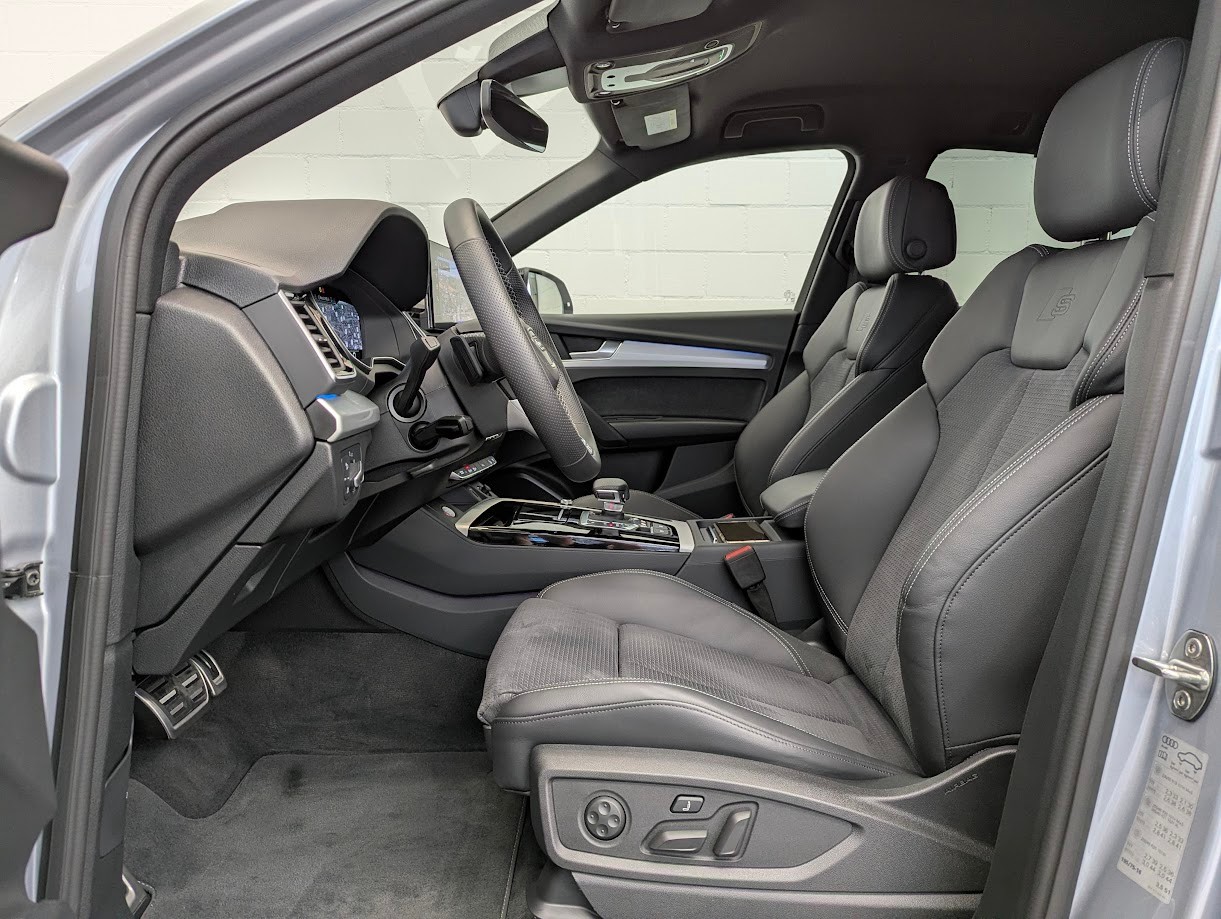 AUDI SQ5 Sportback 3.0 V6 TDI quattro T-Tronic*5J GAR ALL-BLACK AHK 2'400KG STANDHEIZUNG MASSAGE CAM UVM*-image-2