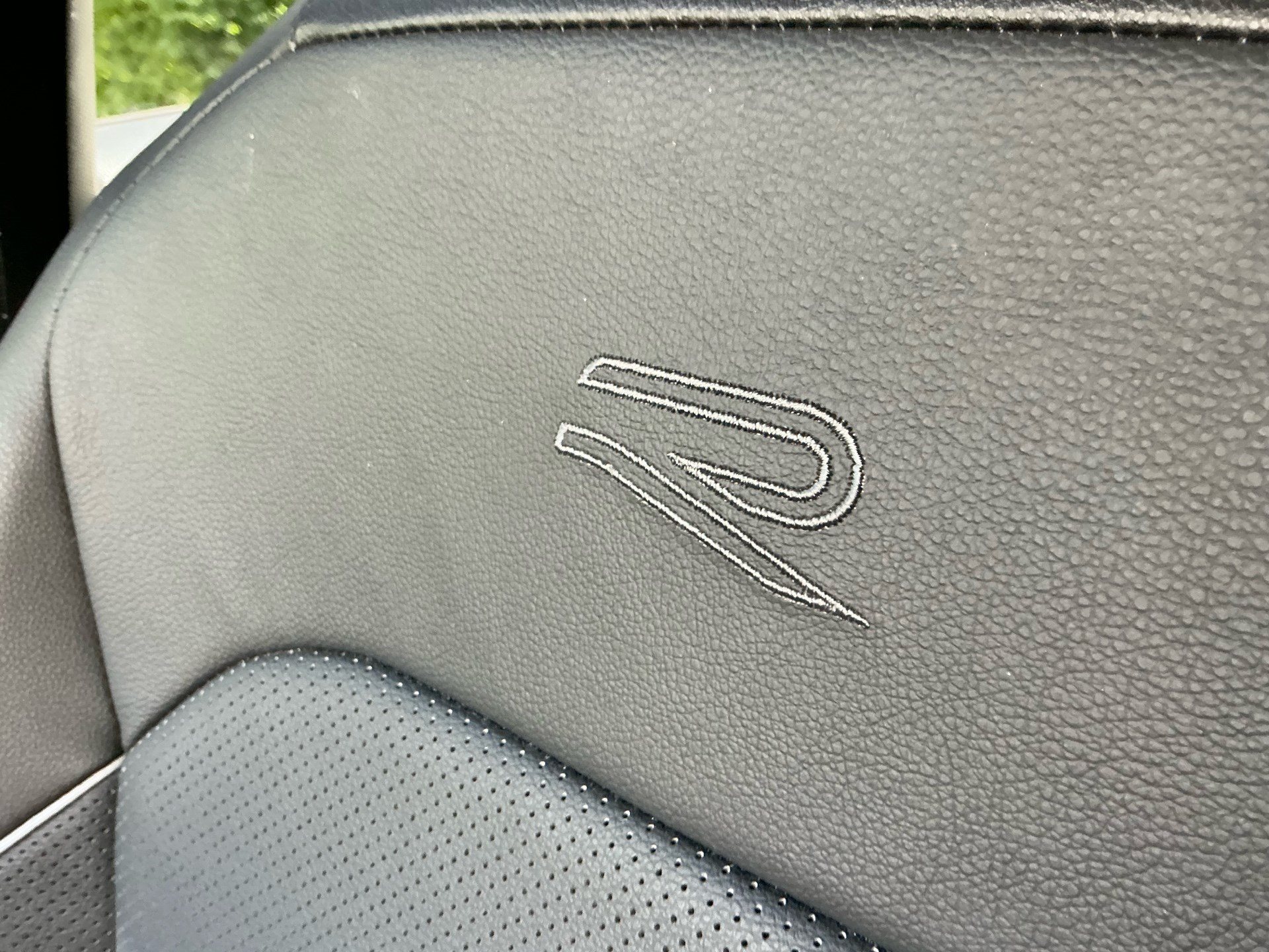 VW Tiguan Allspace R-Line 4Motion ***PANORAMADACH & ANHÄNGERKUPPLUNG ***-image-24