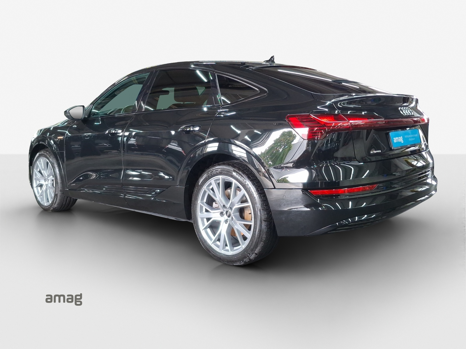AUDI e-tron 55 Sportback Advanced Black Edition quattro-showroom-element-3
