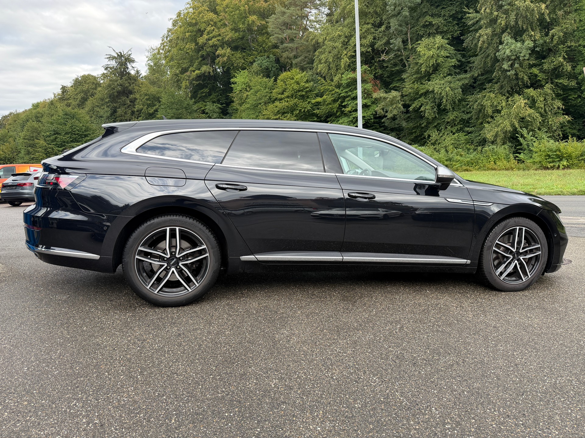 VW Arteon SB 2.0 TSI Elegance 4Motion DSG-image-2