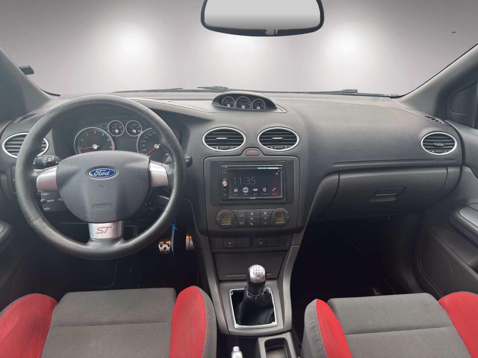FORD Focus 2.5 Turbo ST-image-8