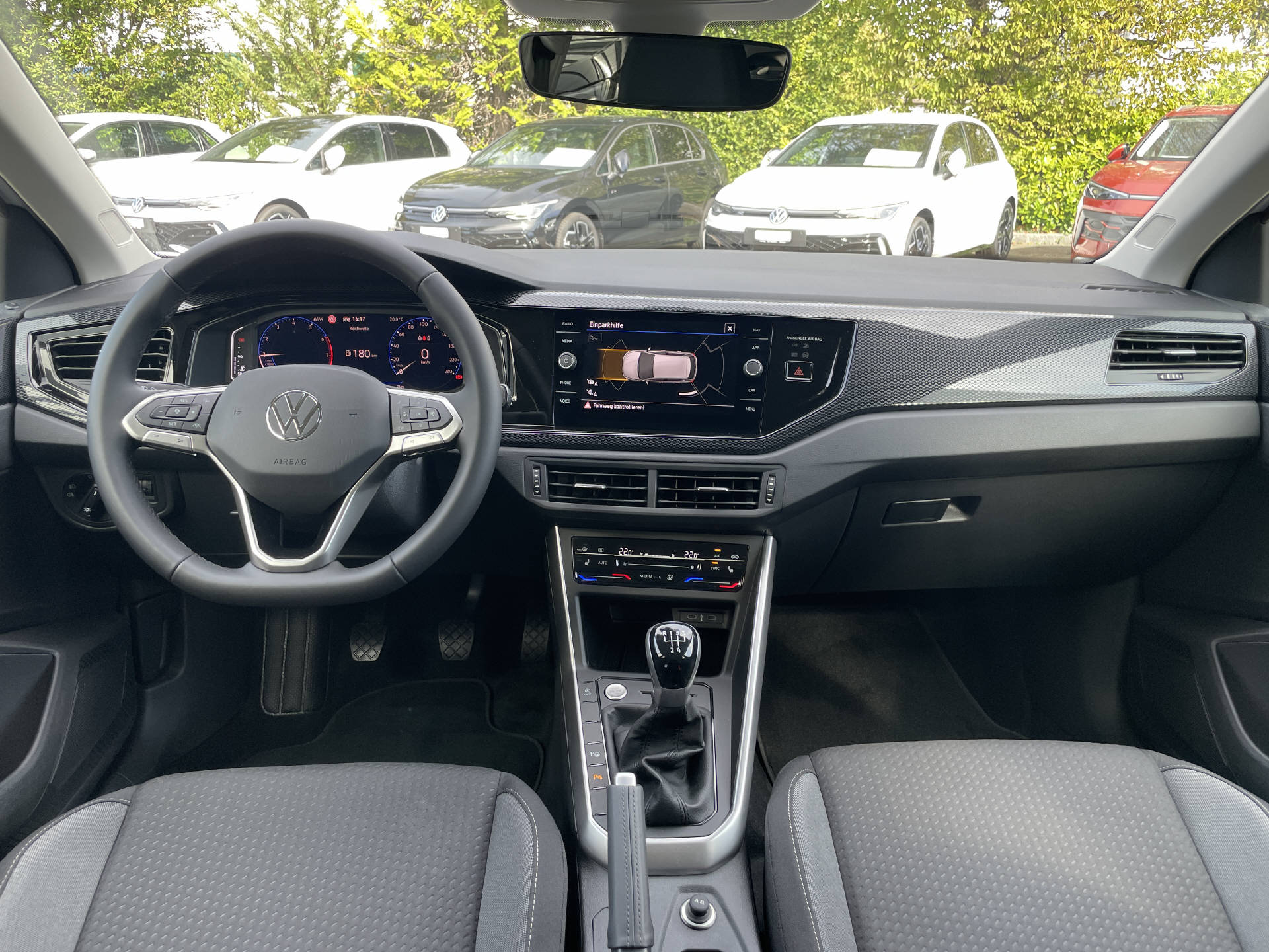 VW Polo 1.0 TSI Life-image-10