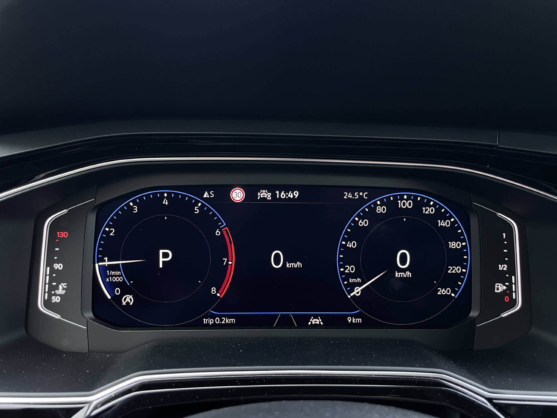 VW Polo 1.0 TSI Life-image-12