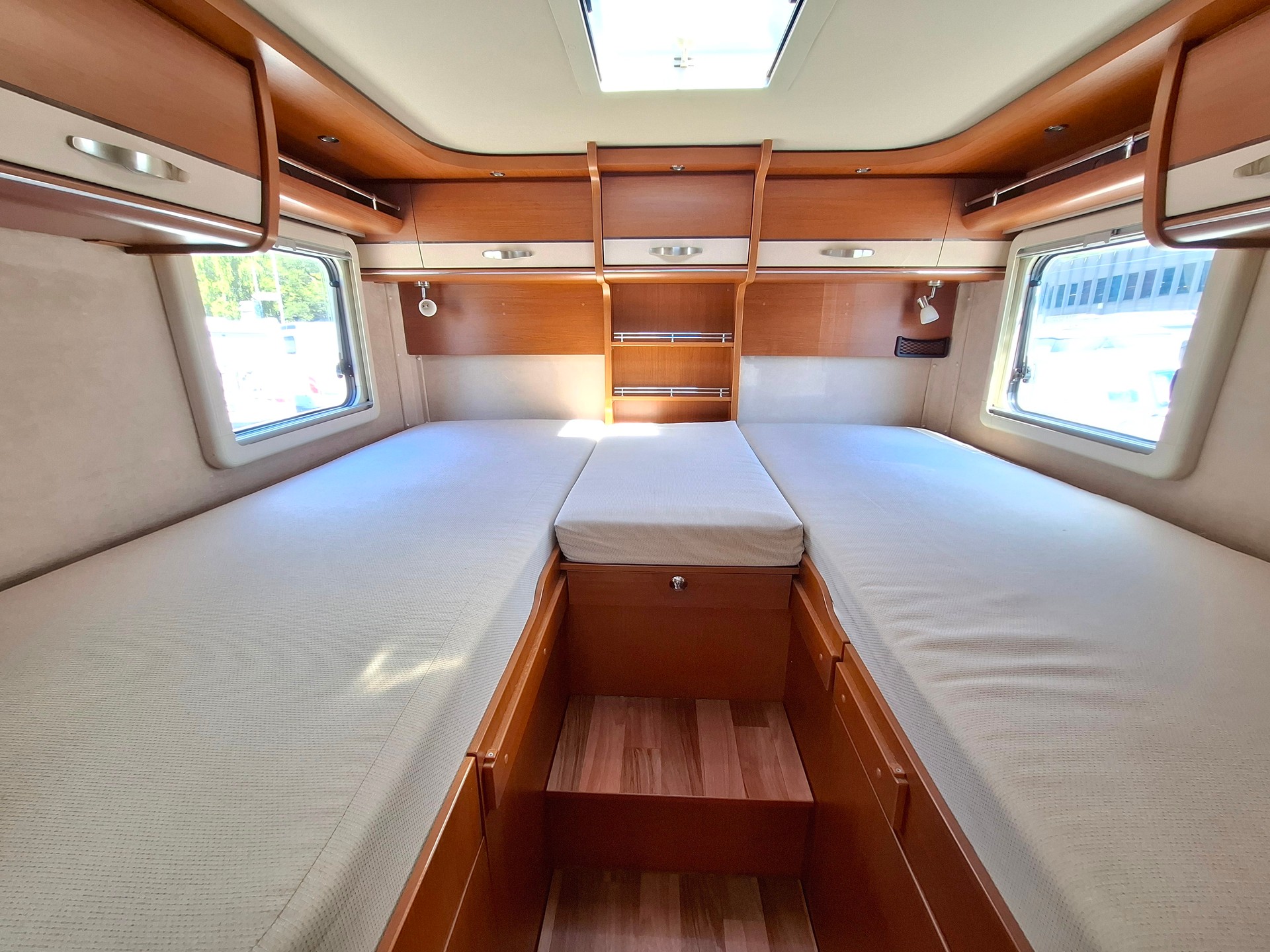 HYMER B578 - Einzelbett, Hubbett! ab MFK & Service-image-11