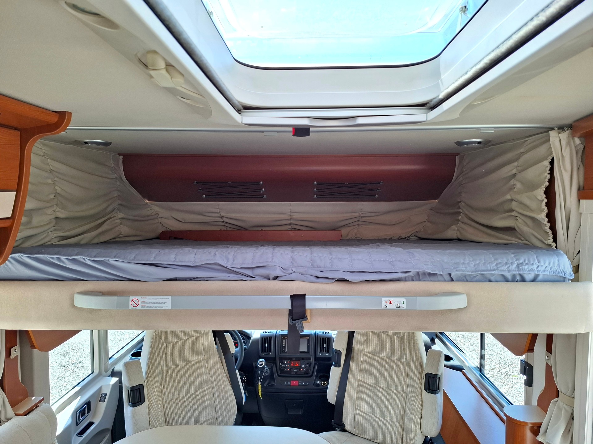HYMER B578 - Einzelbett, Hubbett! ab MFK & Service-image-13
