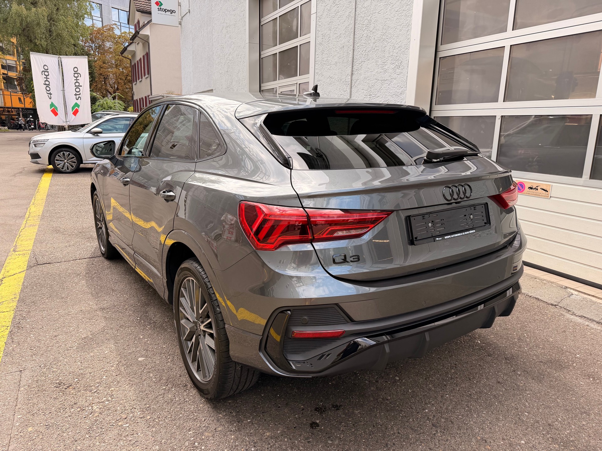AUDI Q3 Sportback 35 TFSI S line Attraction S-tronic-image-4