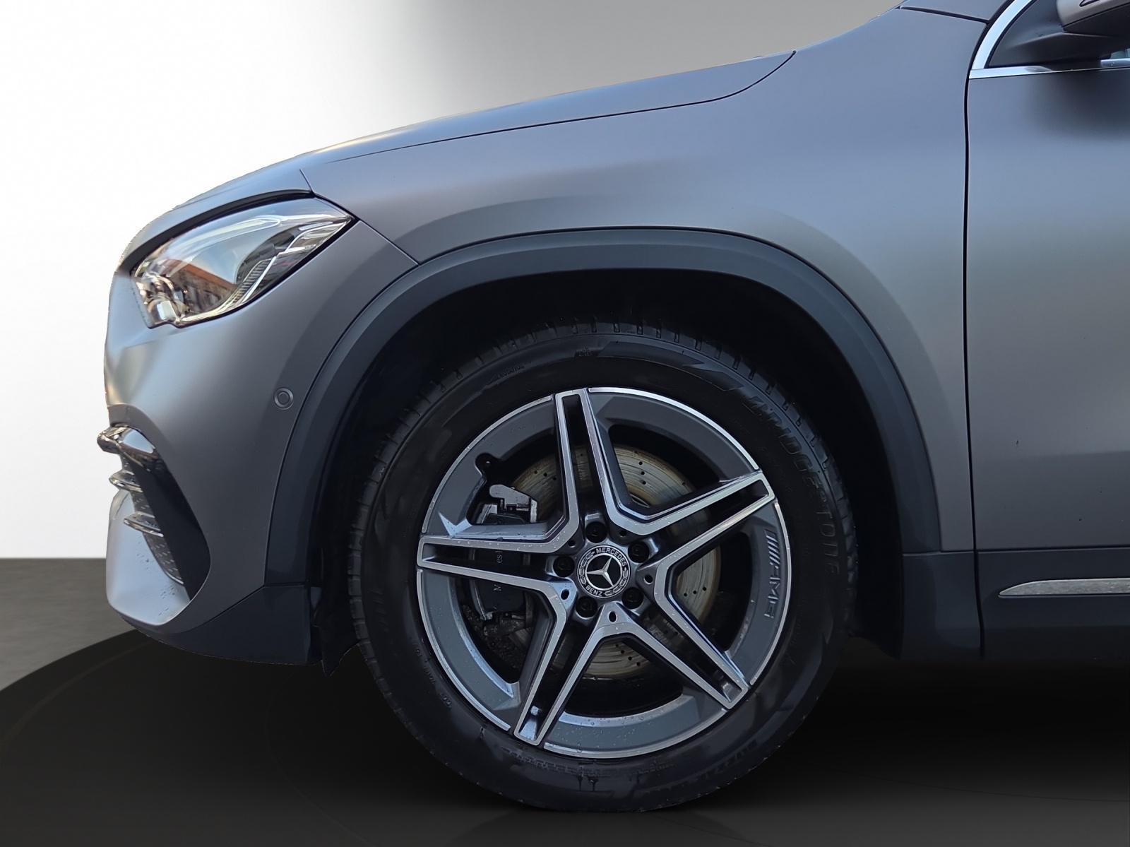MERCEDES-BENZ GLA 250 4Matic AMG Line 8G-DCT-image-5