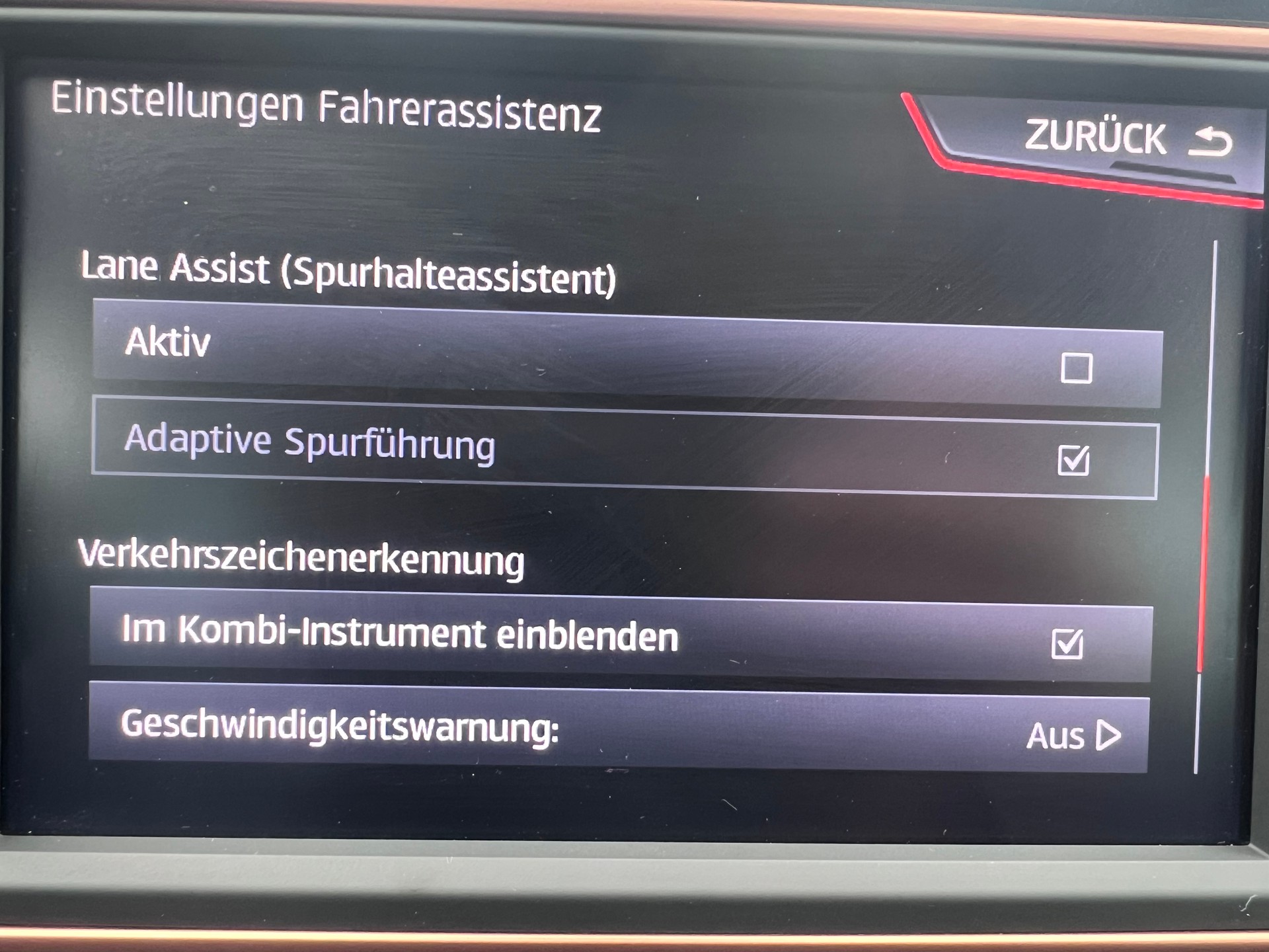 SEAT Leon ST 2.0 TSI Cupra R ABT 350 4 Drive DSG-image-12