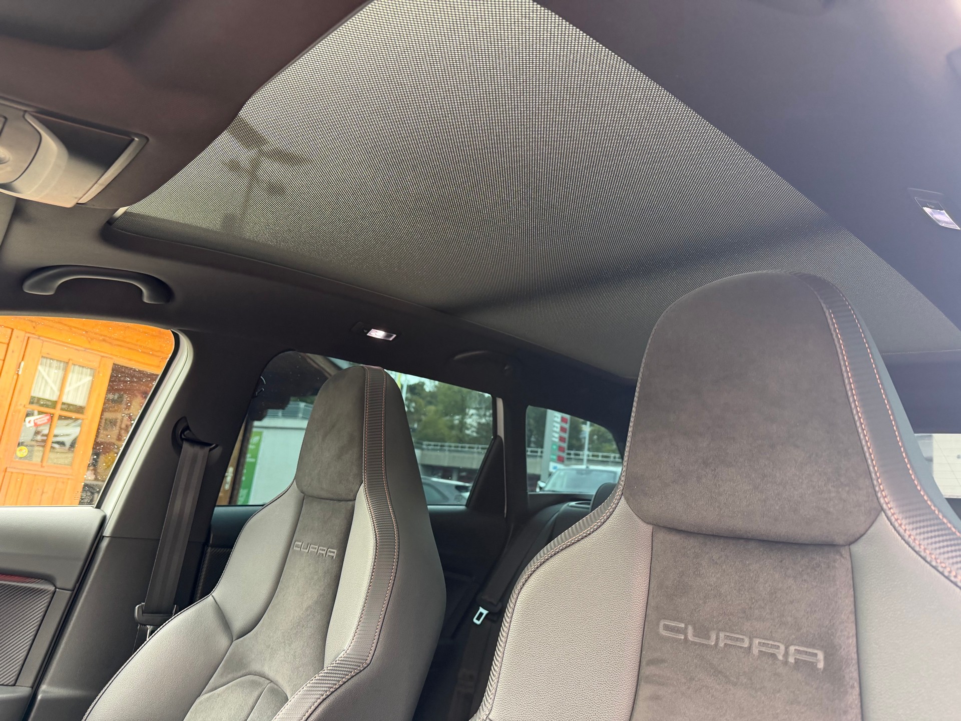 SEAT Leon ST 2.0 TSI Cupra R ABT 350 4 Drive DSG-image-5