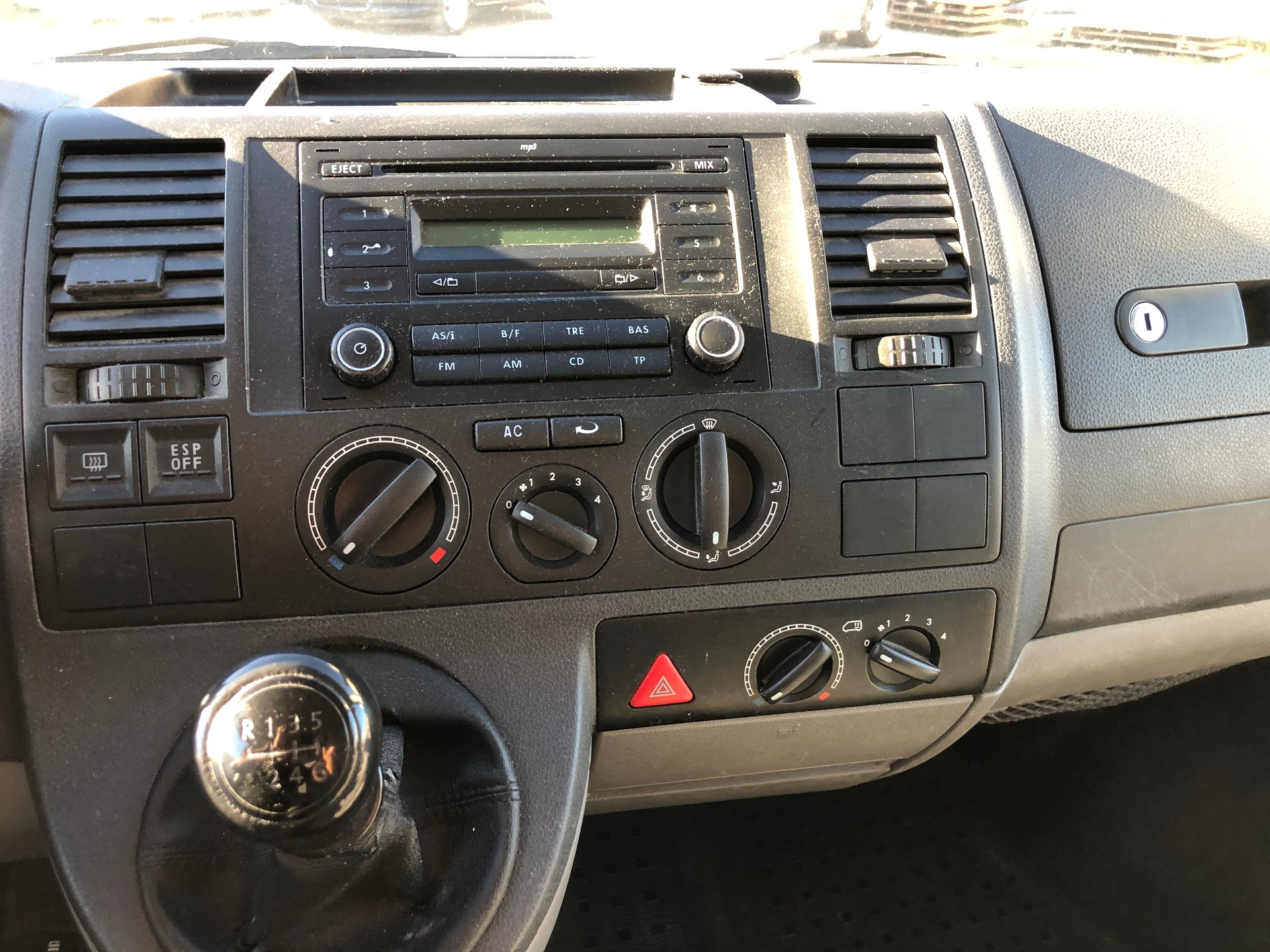 VW T5 Caravelle Comfort 2.5TDI PD 4M-image-15