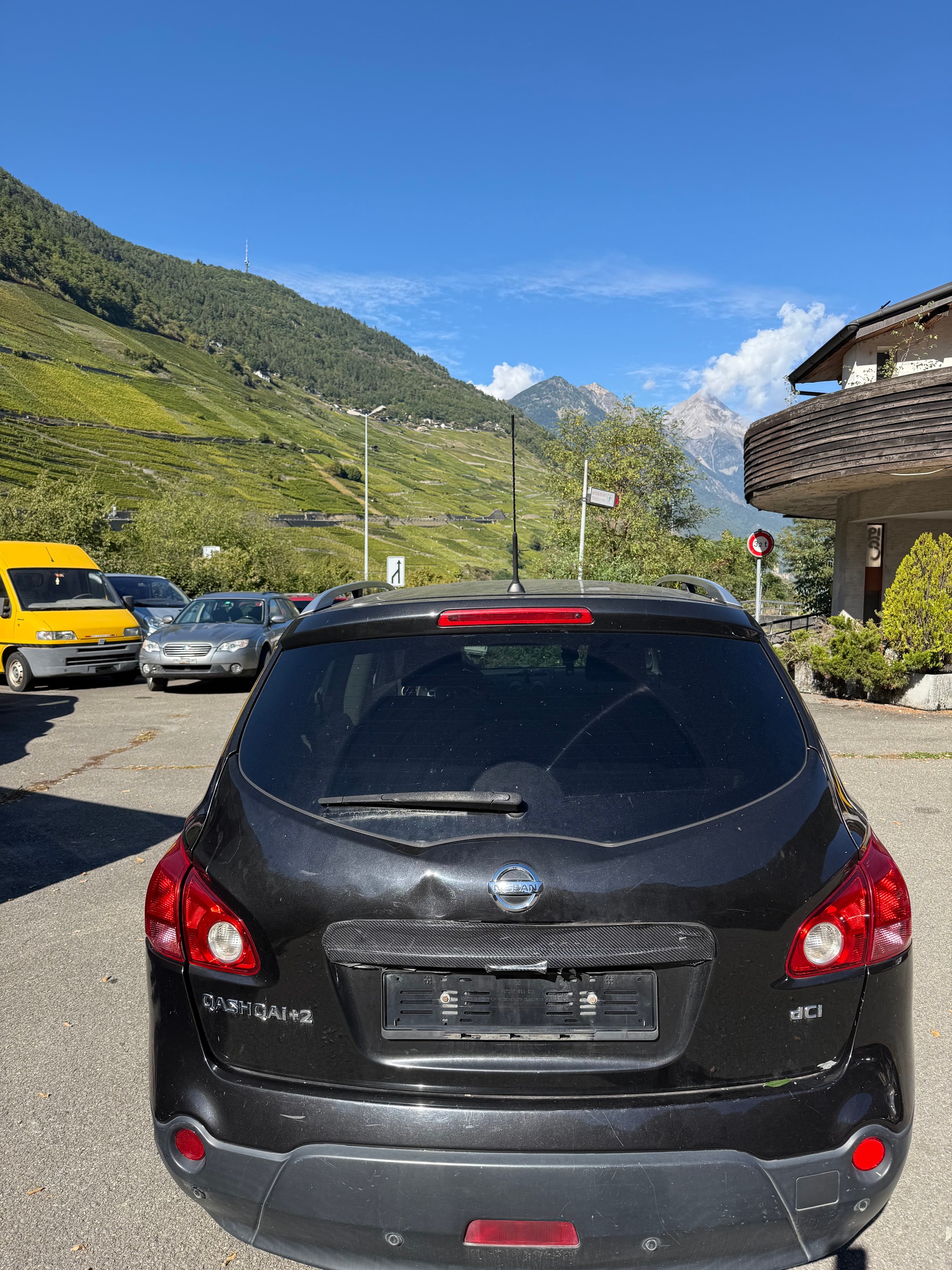 NISSAN Qashqai +2 2.0 dCi 4WD acenta-image-2