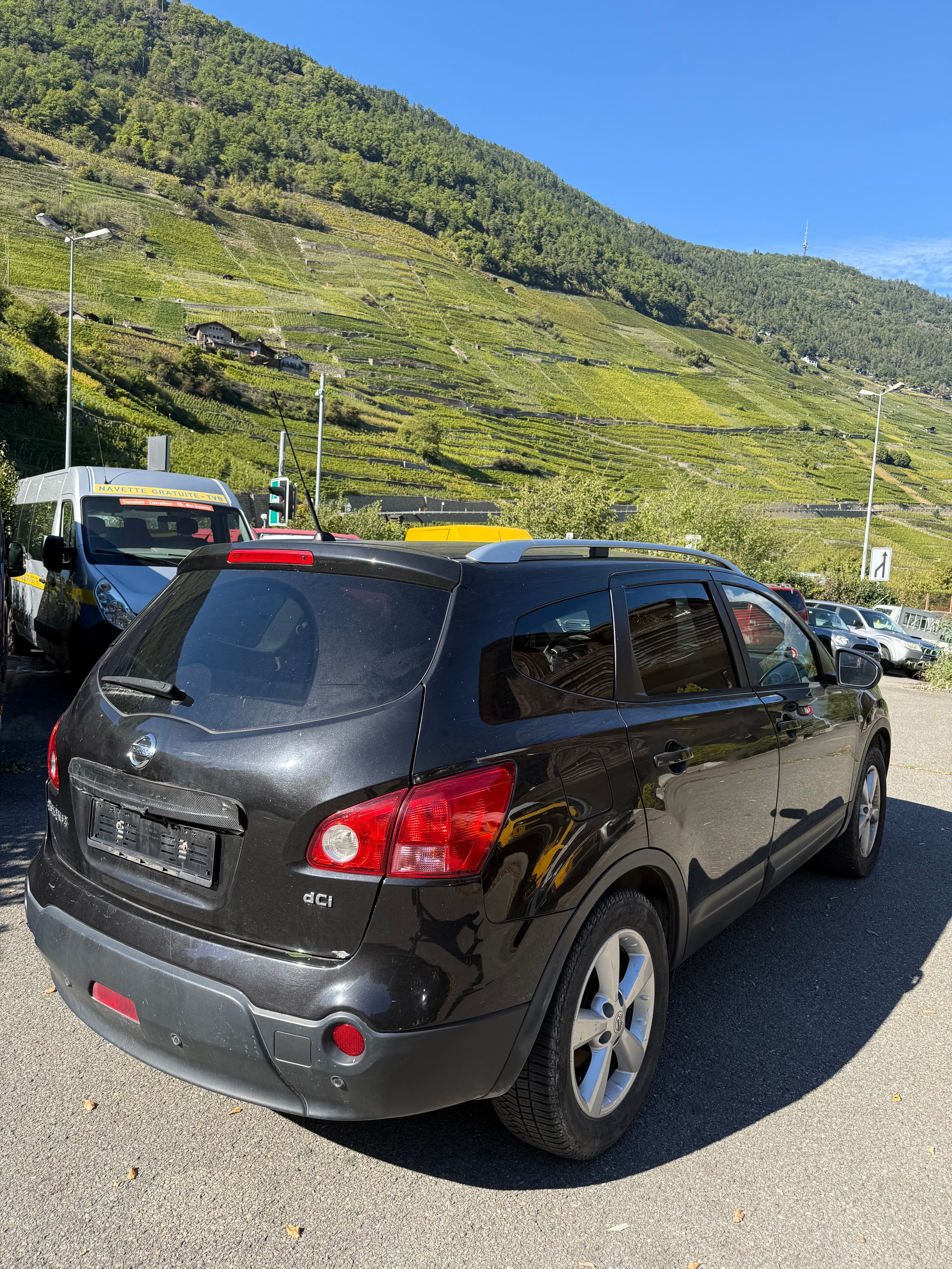 NISSAN Qashqai +2 2.0 dCi 4WD acenta-image-4