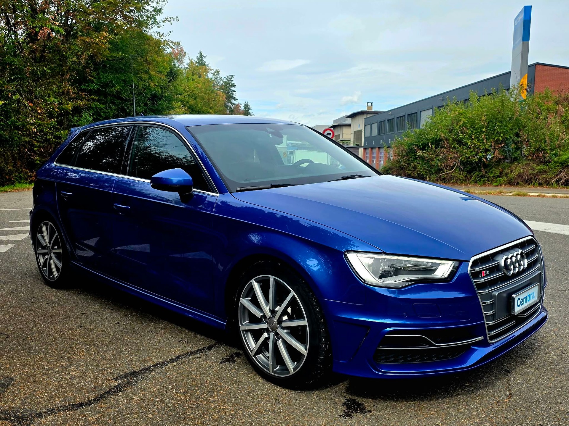 AUDI S3 Sportback 2.0 TFSI quattro S-tronic-image-6