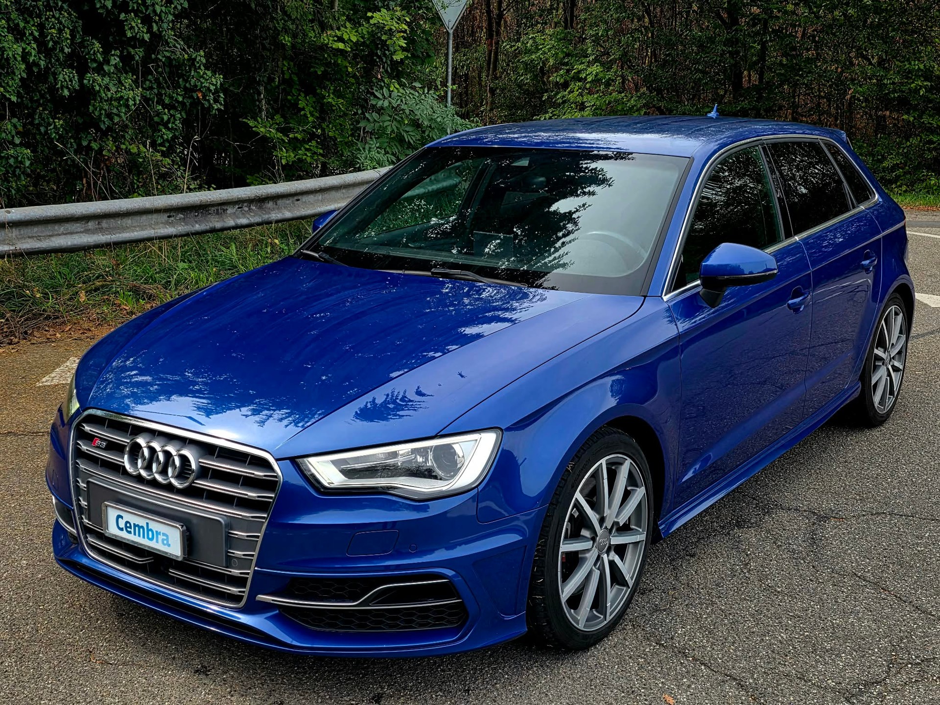 AUDI S3 Sportback 2.0 TFSI quattro S-tronic-image-10