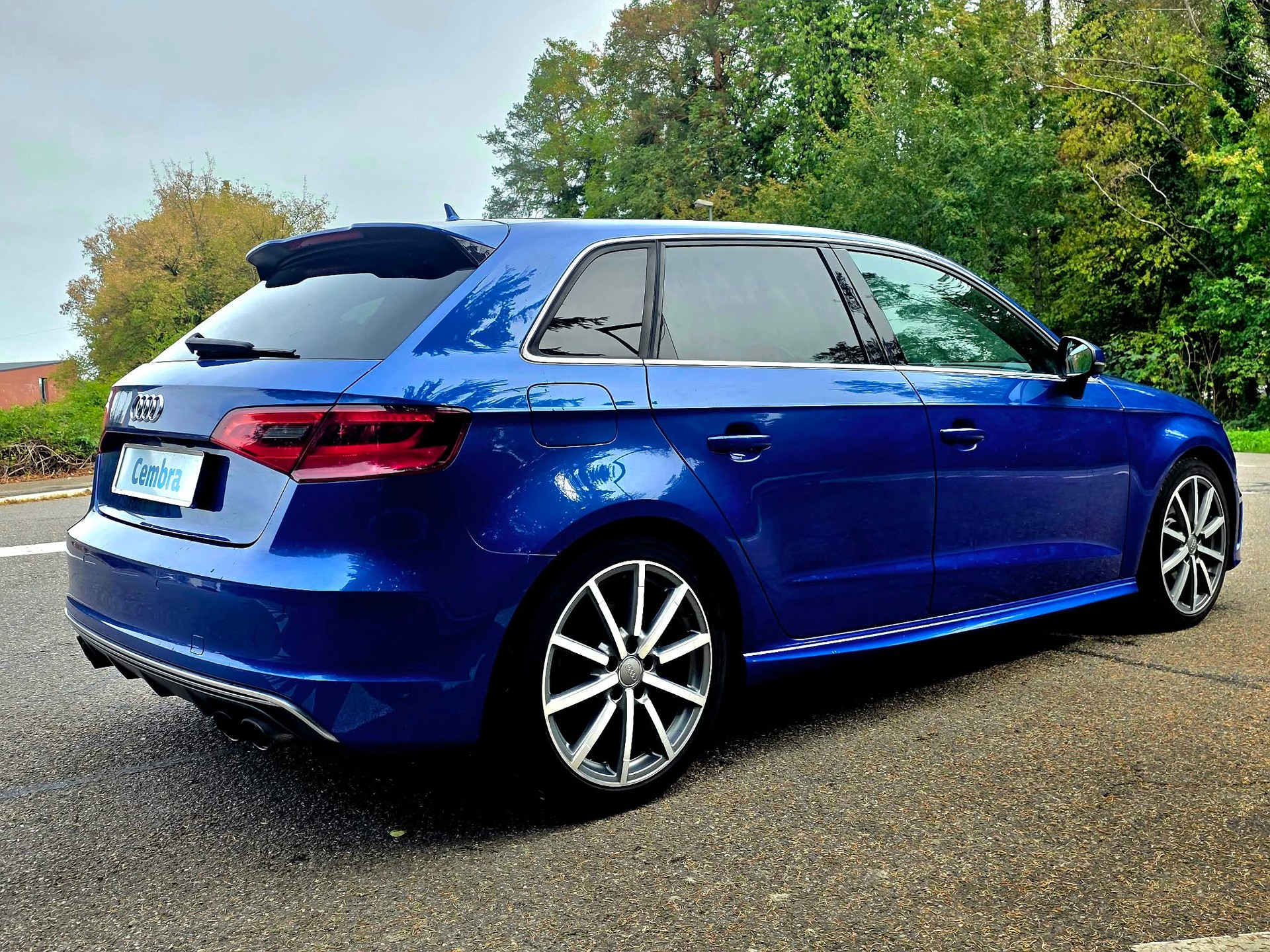 AUDI S3 Sportback 2.0 TFSI quattro S-tronic-image-7