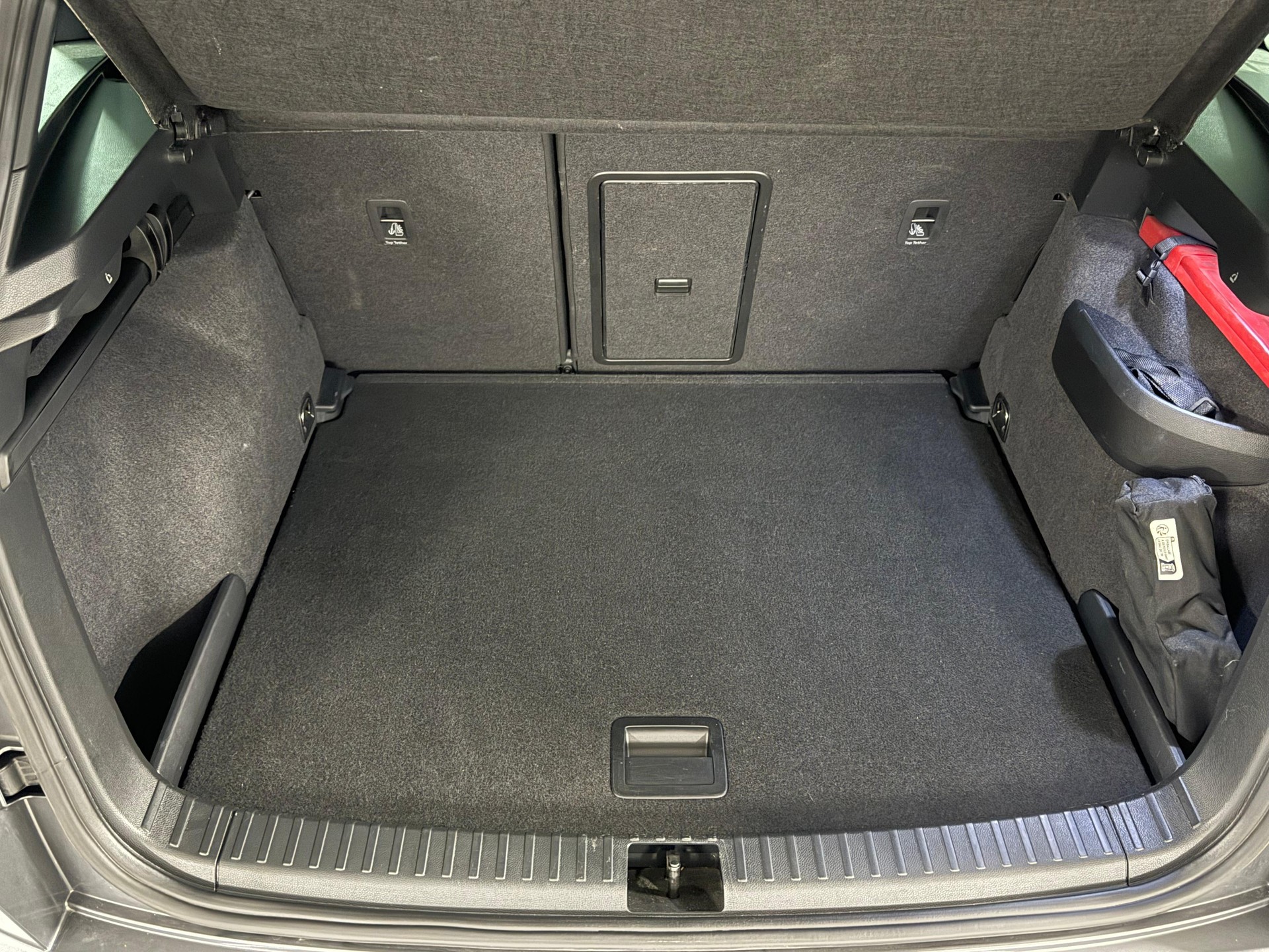 SKODA Karoq 2.0 TSI SportLine 4x4 DSG-image-13