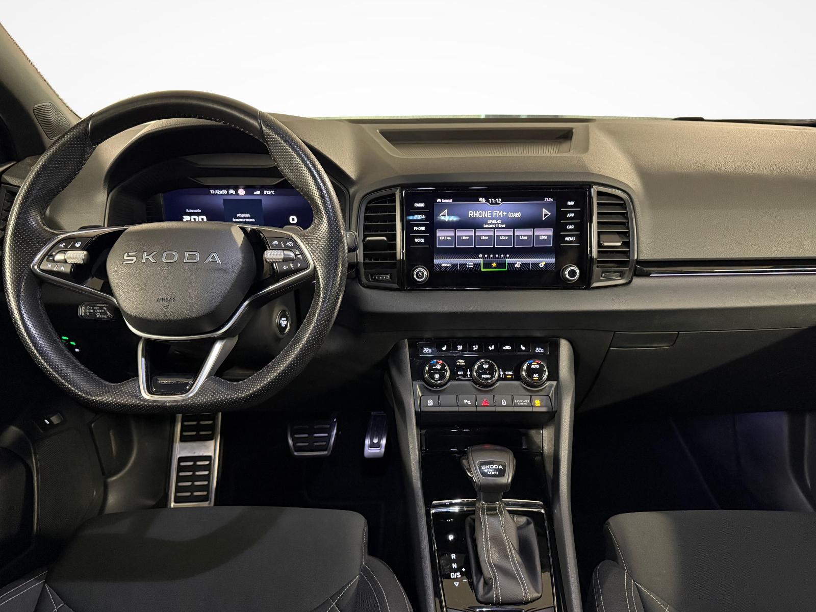 SKODA Karoq 2.0 TSI SportLine 4x4 DSG-image-11
