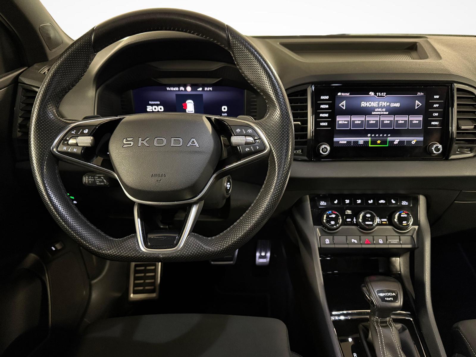 SKODA Karoq 2.0 TSI SportLine 4x4 DSG-image-12